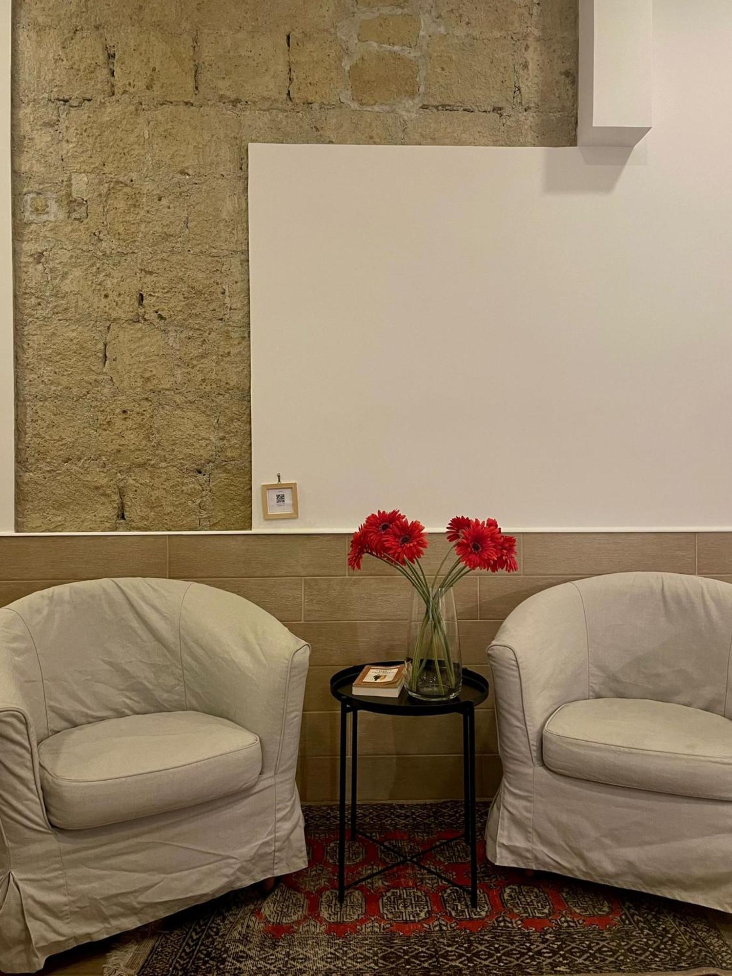 Hotel H22 Naples