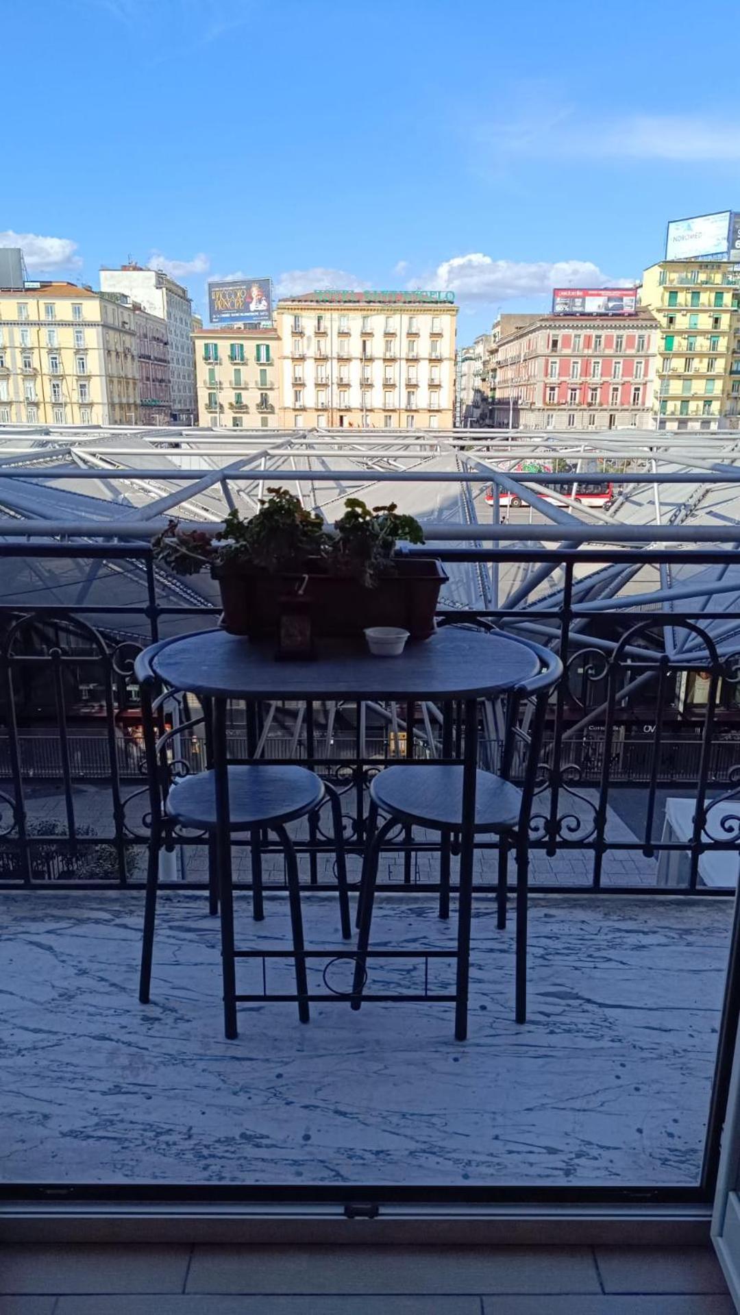 Hotel H22 3*
