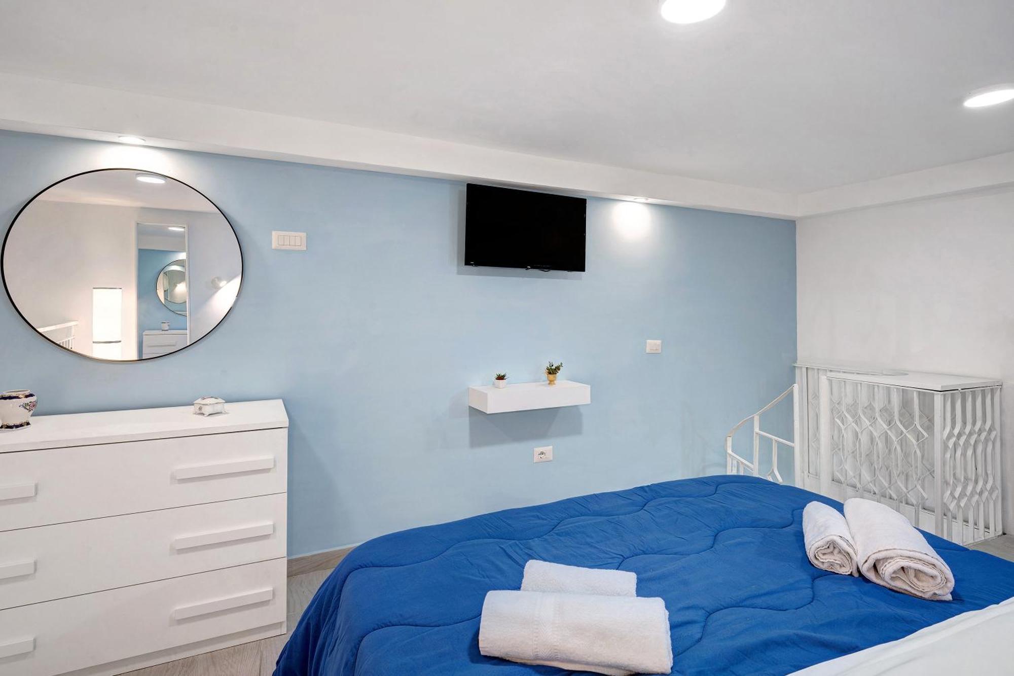 Partenope Dorata Apartment *