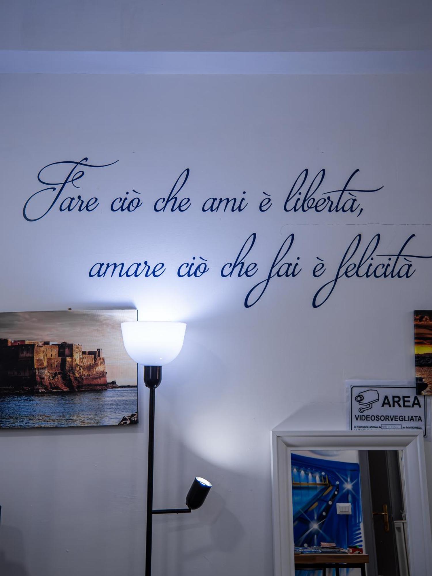 Bed & Breakfast Happy In Naples