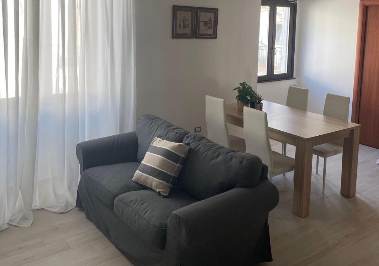 Nicolapartment - Station * Naples