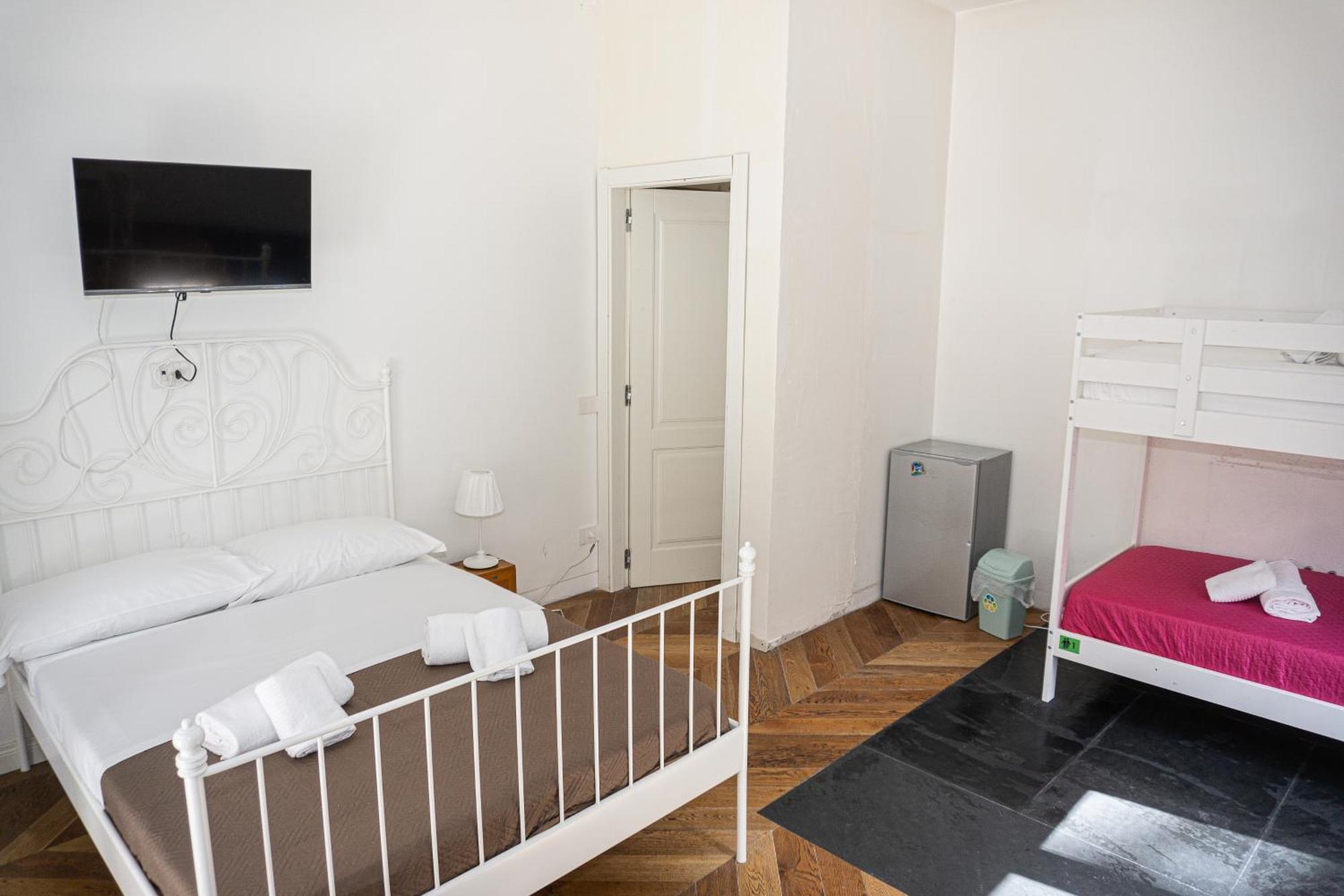 A.i.r. Terminal Station Guest house