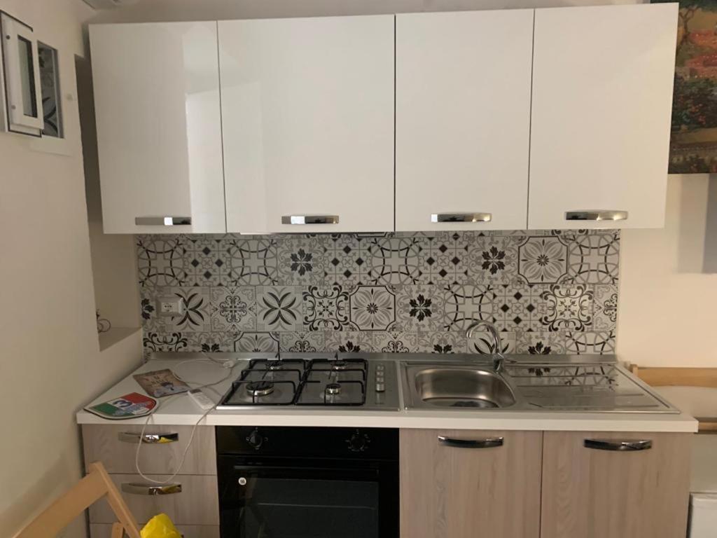 Viky House Chiaia * Naples