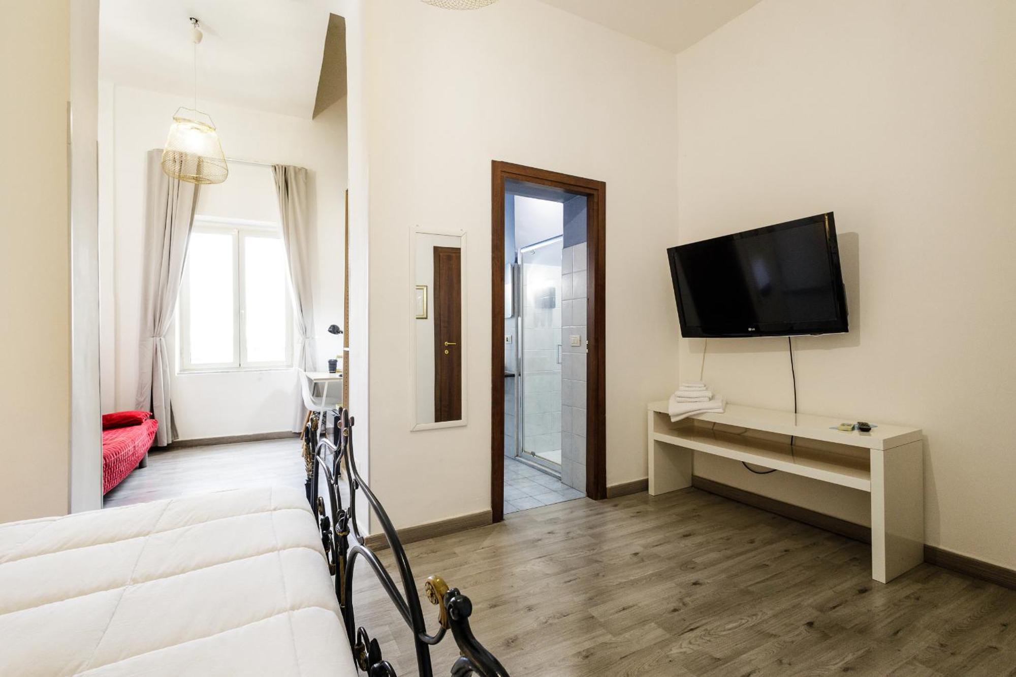 Bed & Breakfast Civico13 Naples