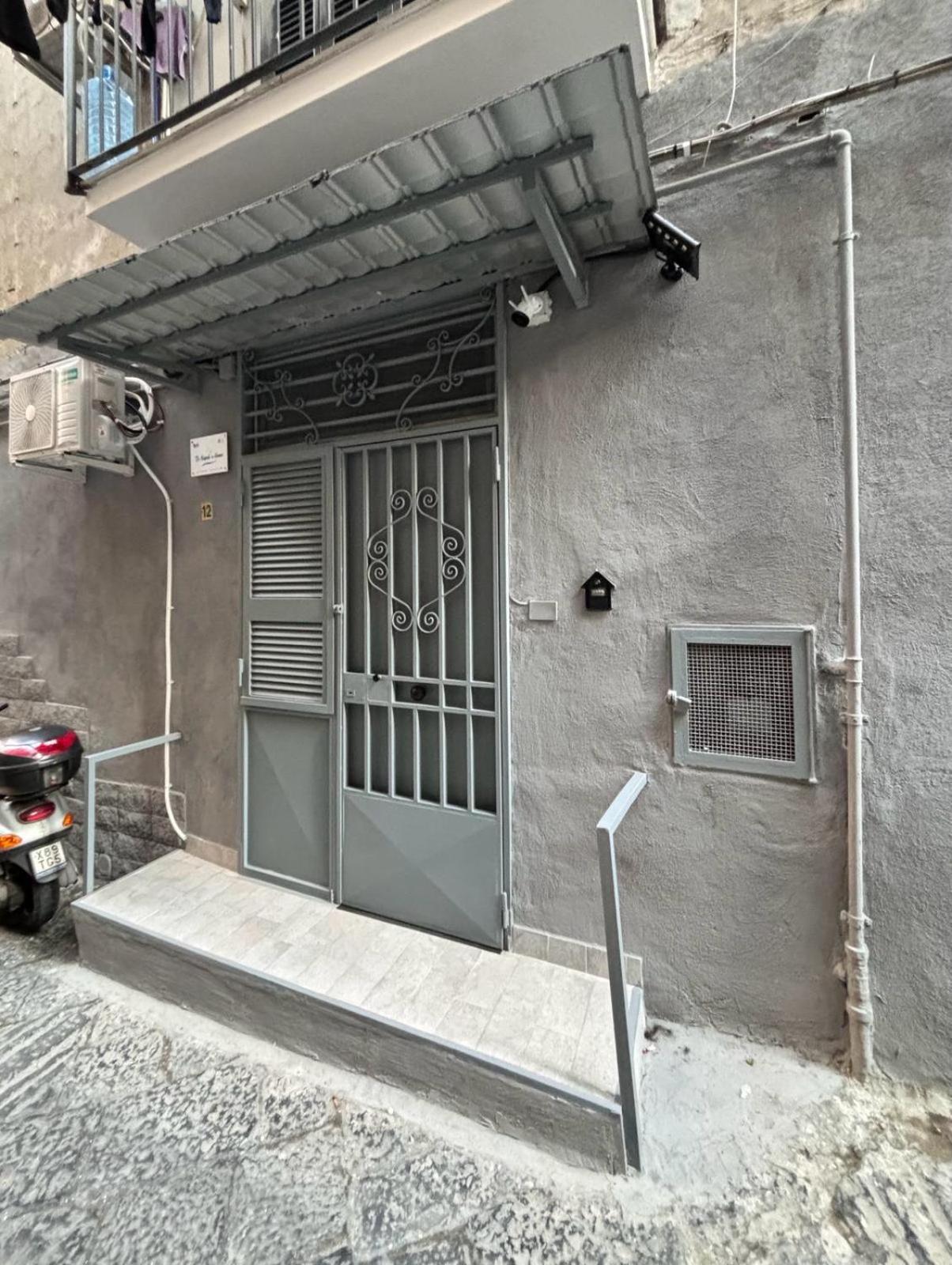 Apartment Di Napoli's *
