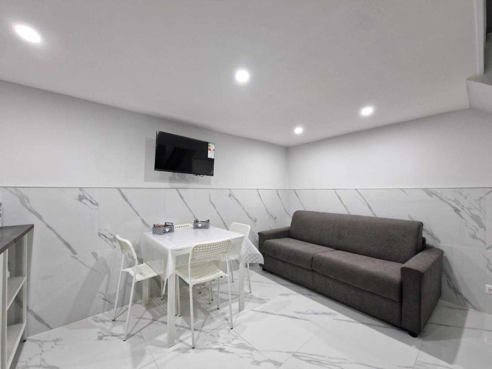 House Angiolina Bed & Breakfast *