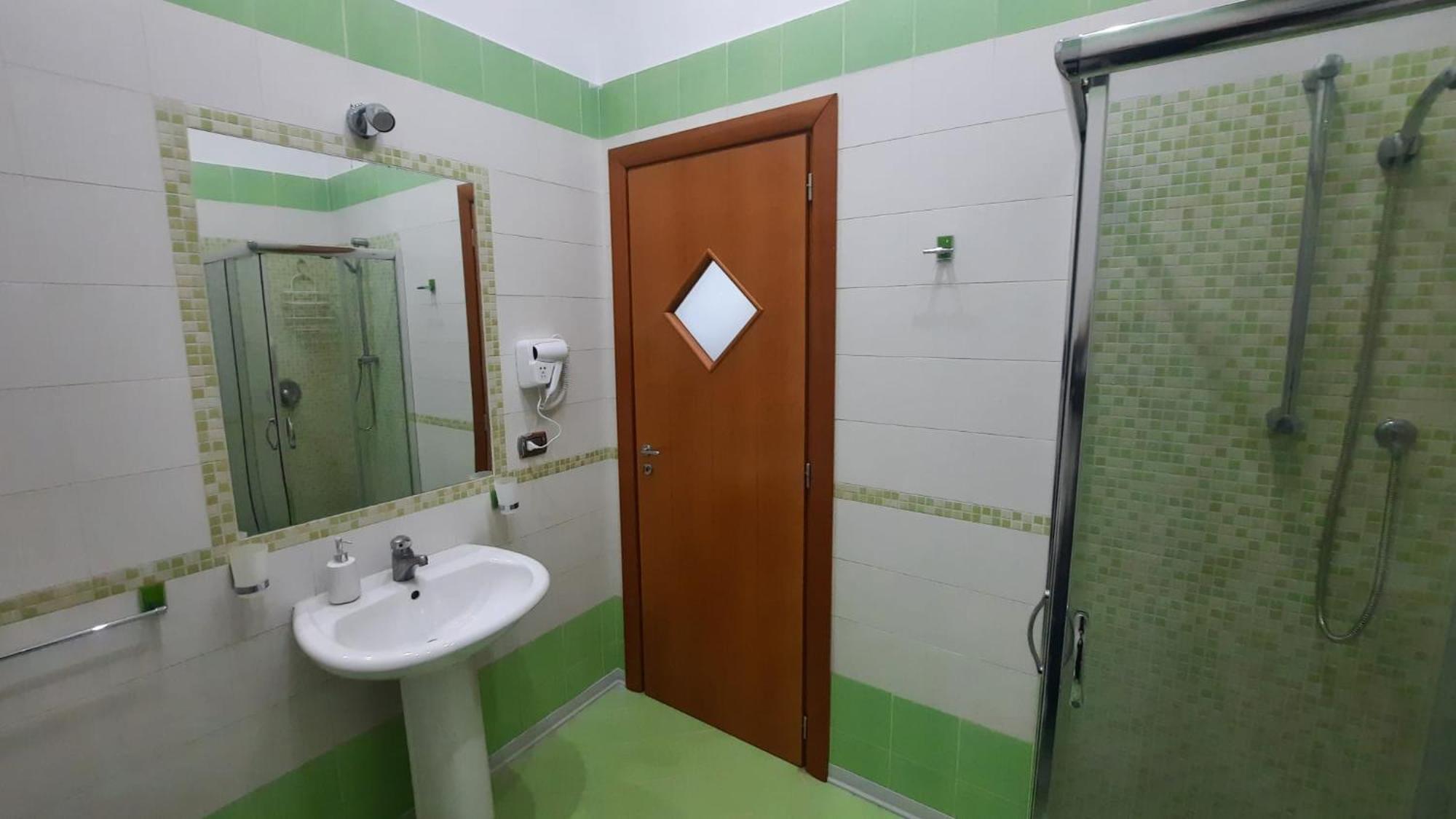 Apartment White Spagnoli *