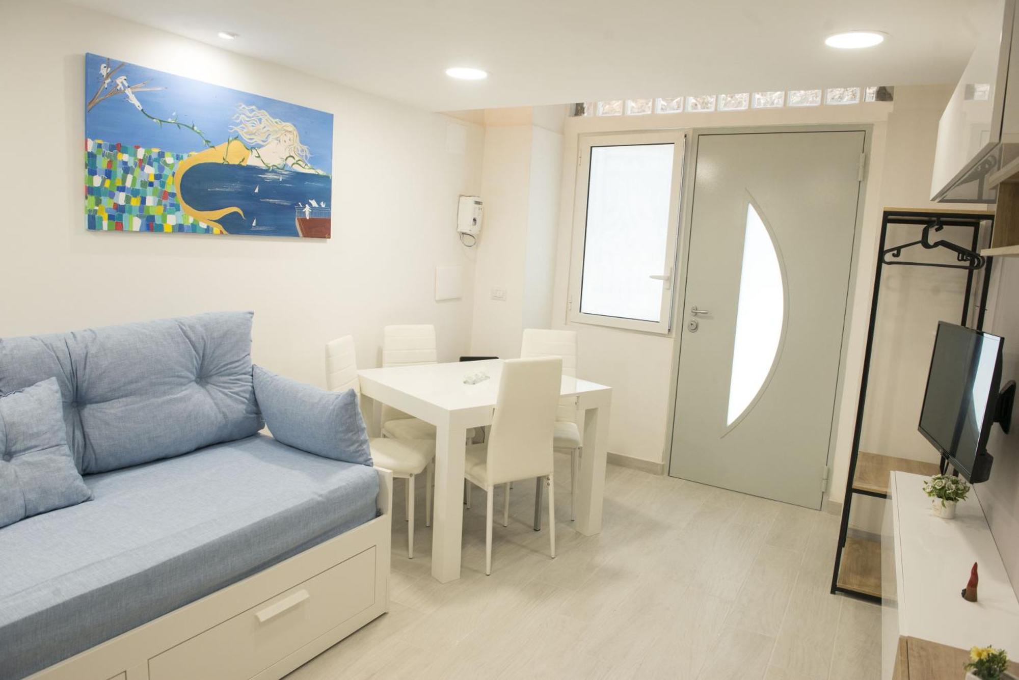 Partenope Dorata Apartment *