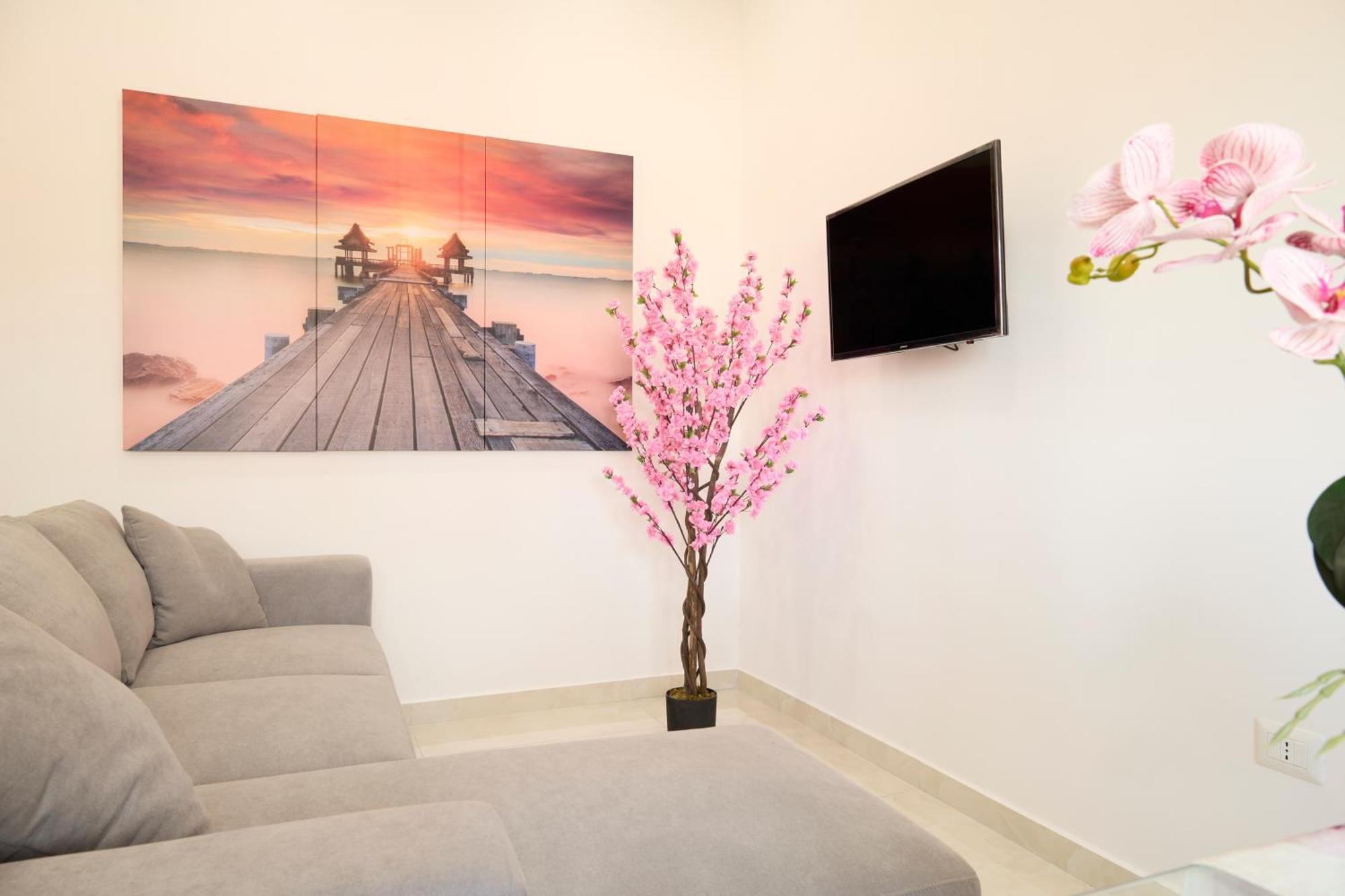 Lumina Guest house *