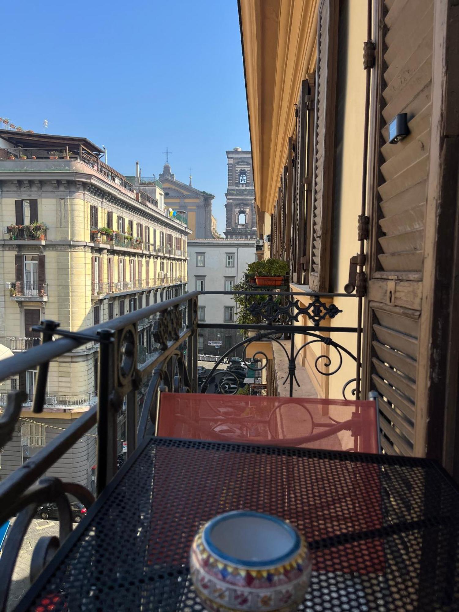 Voglia 'e Turna * Naples