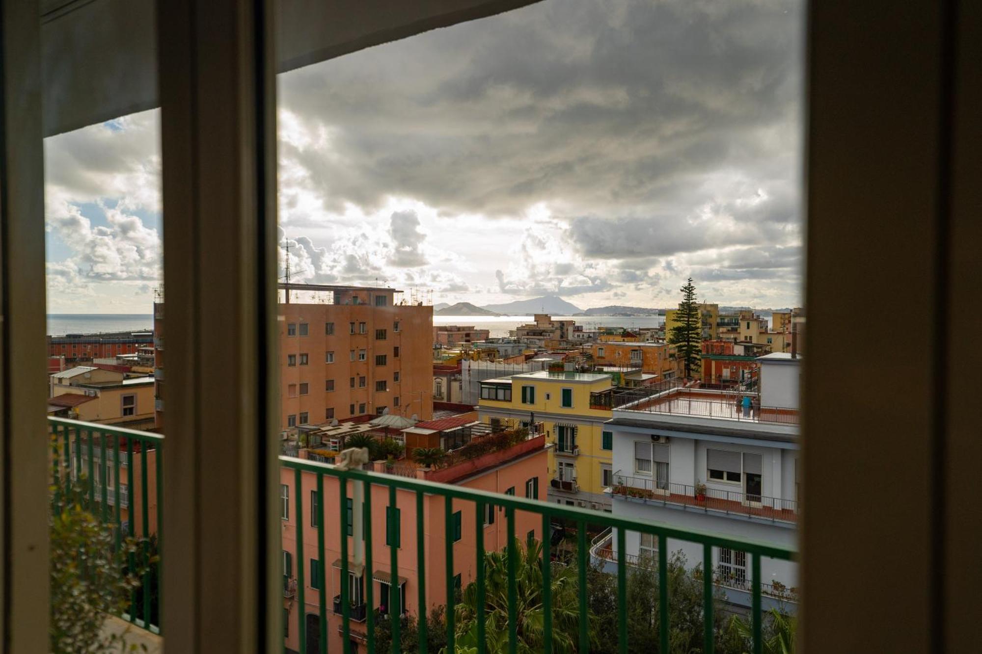 Seconda Stella A Destra Naples