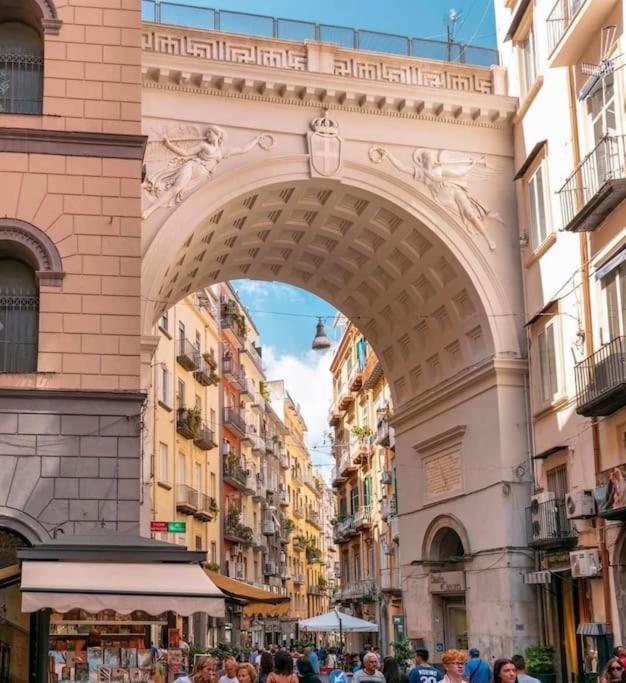 Re Gallo Luxury Plebiscito In Via Chiaia Apartment Naples