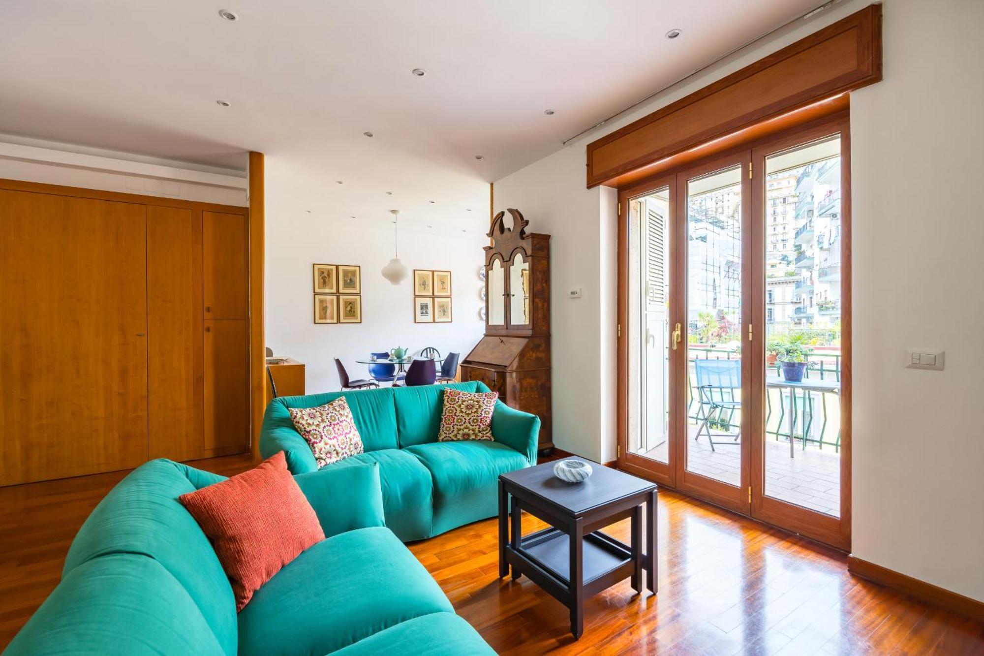 Apartment Colonna Classic Style By Wonderful Italy