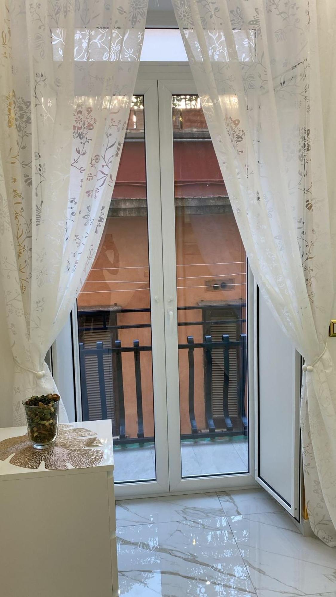 Apartment Regina House Naples