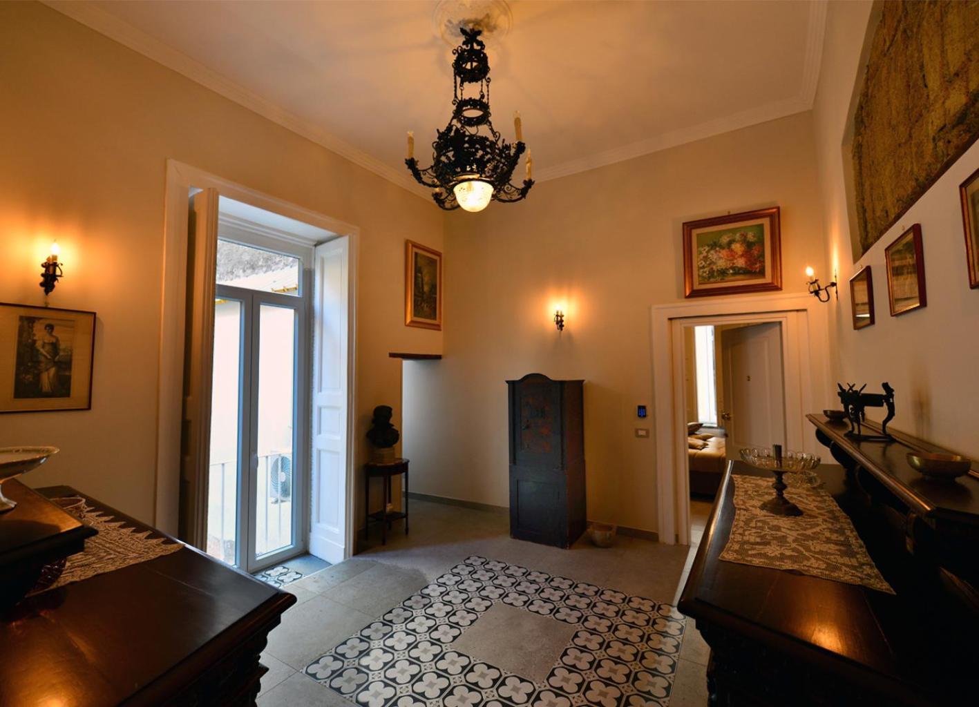 Xenia Neapolis Guest house *
