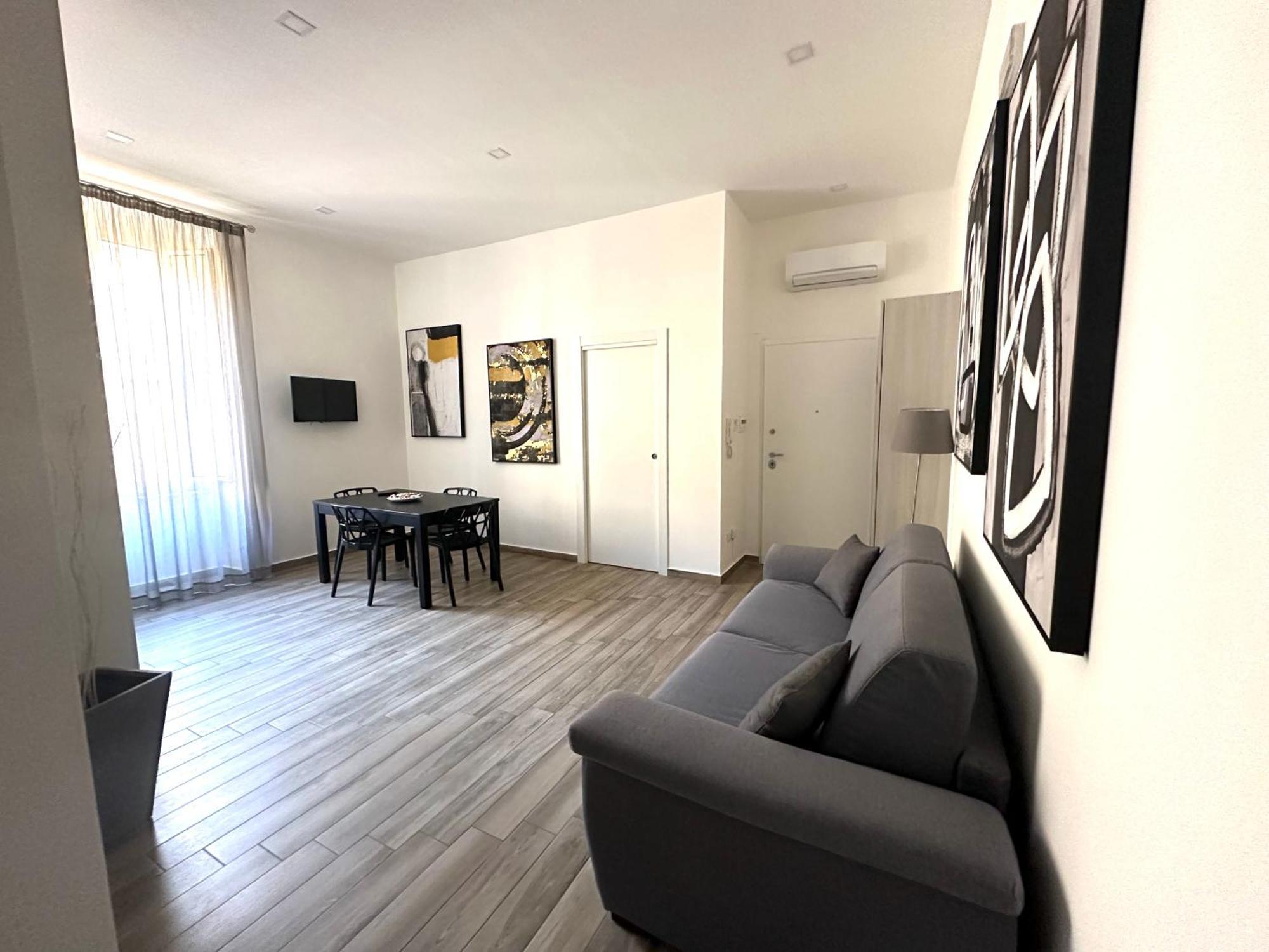 Dch Naples