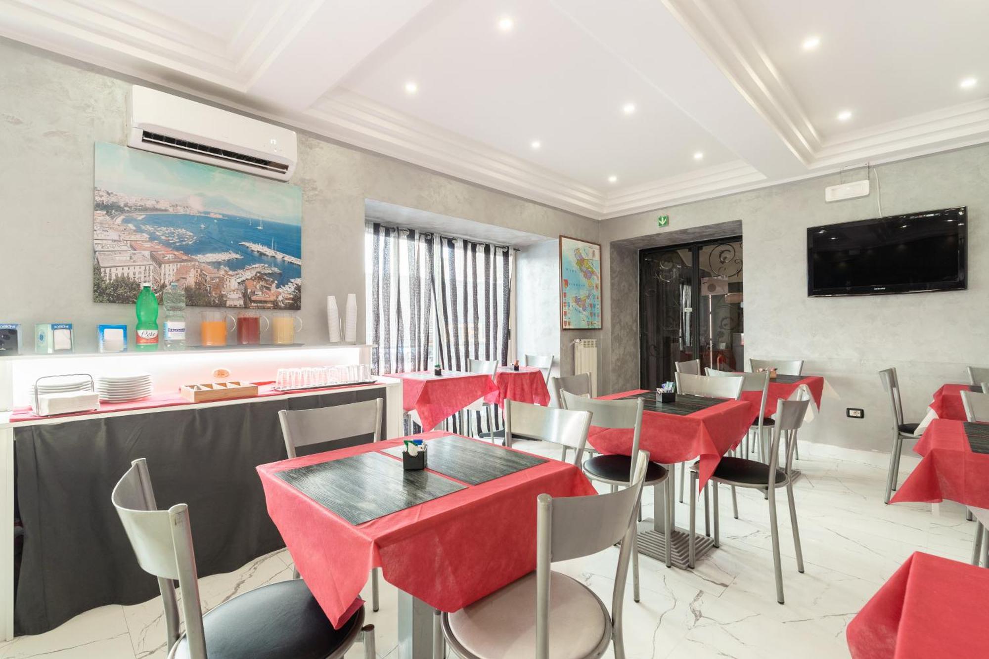 Bella Hotel 3*