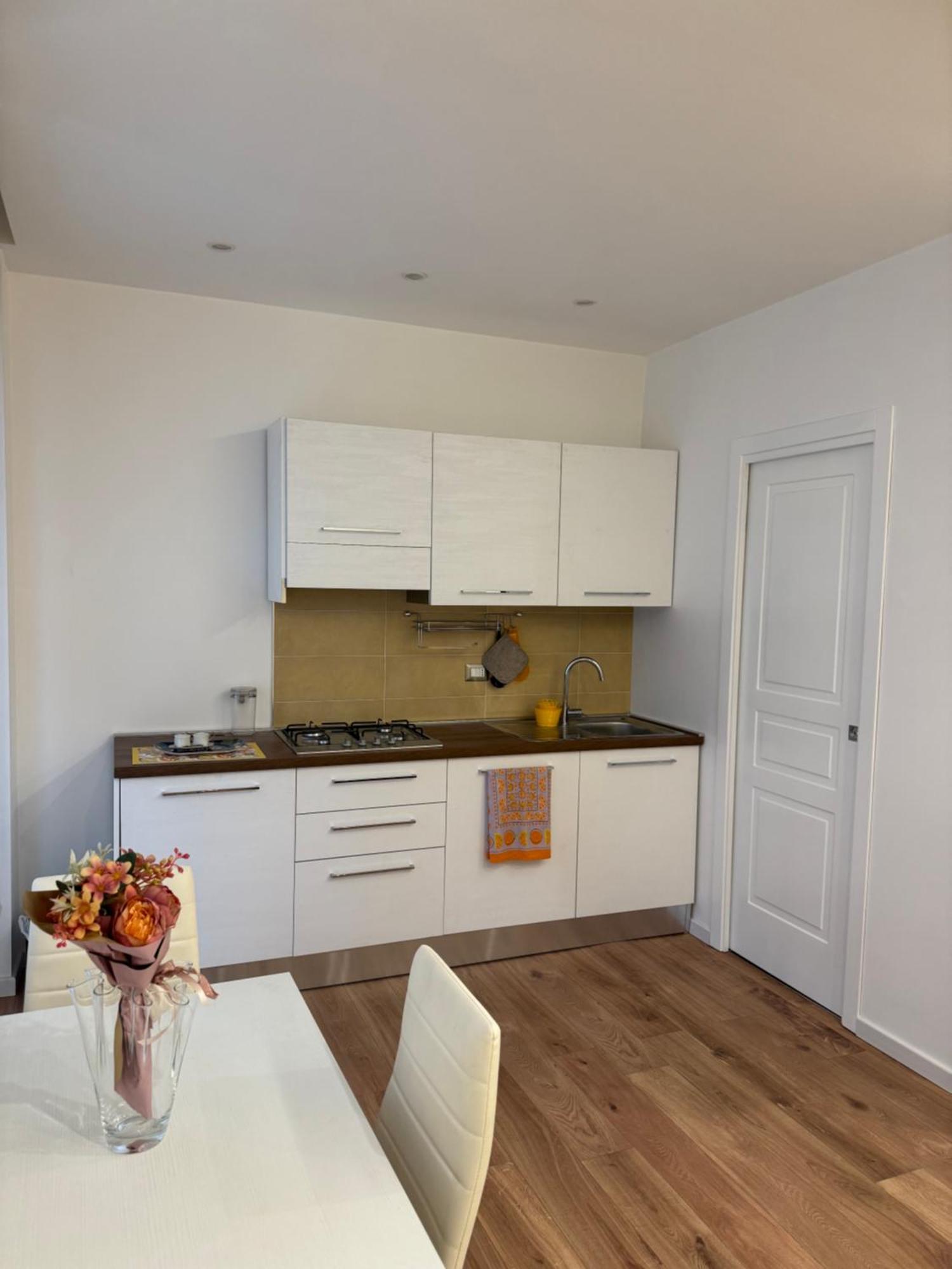 Little House Rione Alto Apartment Naples