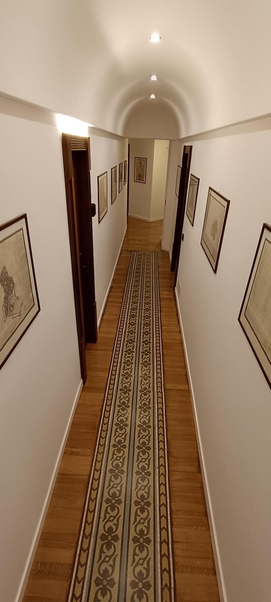 Deluxe Spaccanapoli Guest house