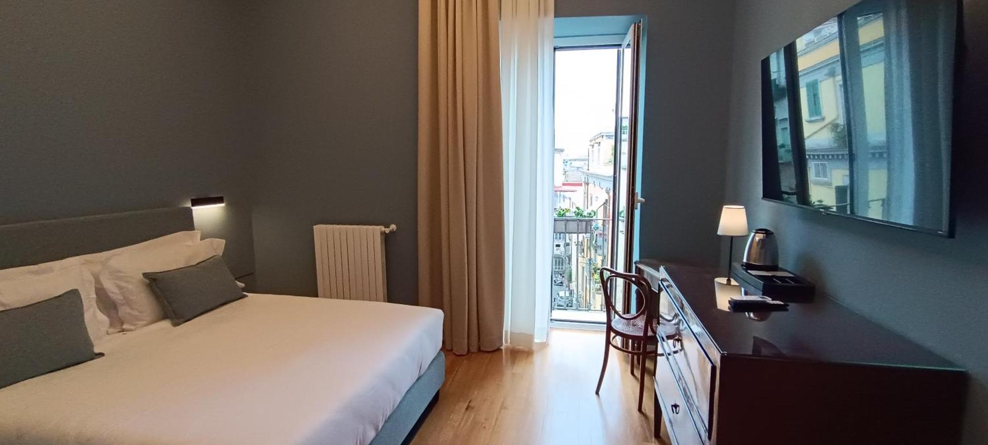 Guest house Deluxe Spaccanapoli *