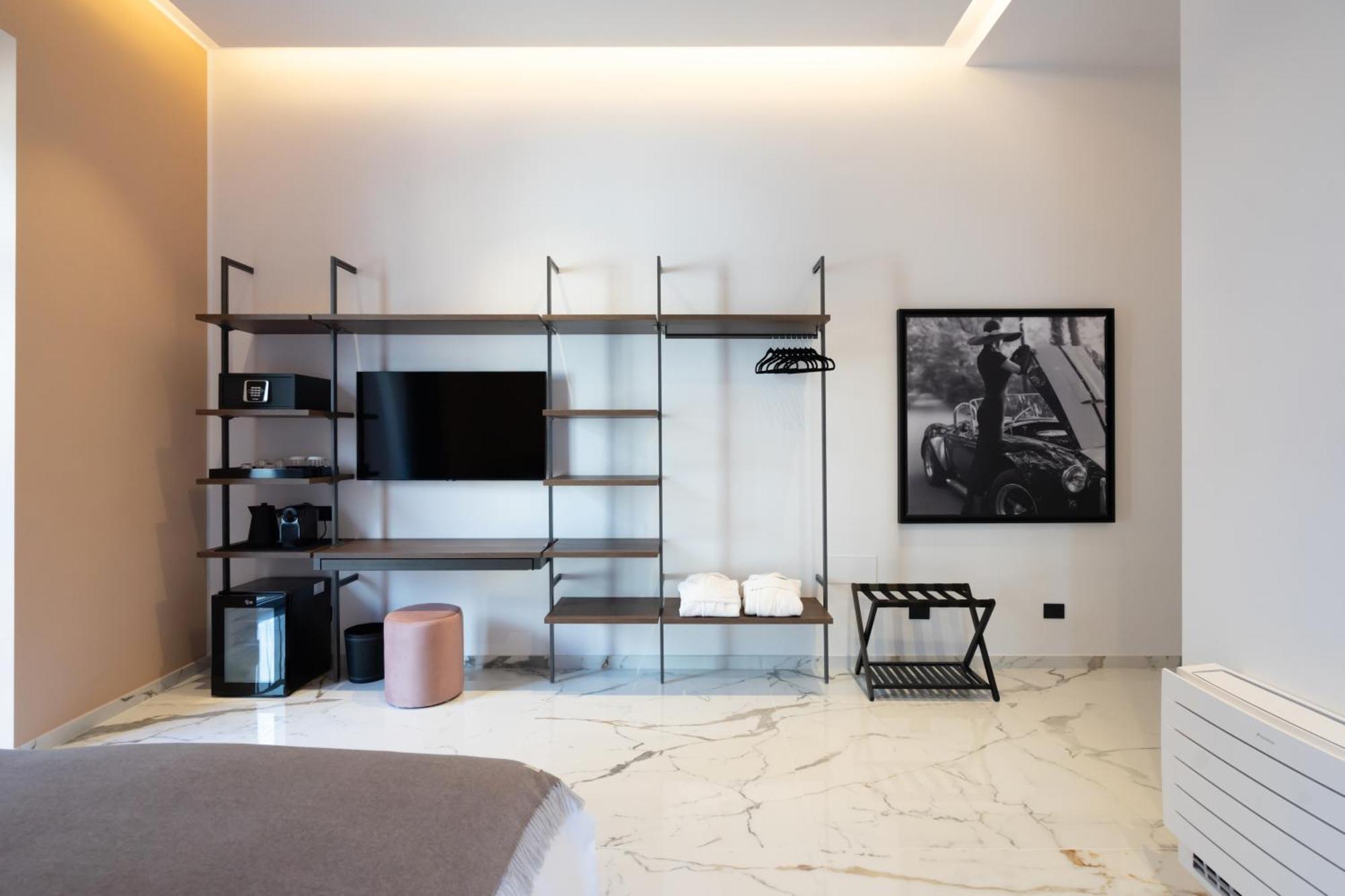 Insogno Guest house