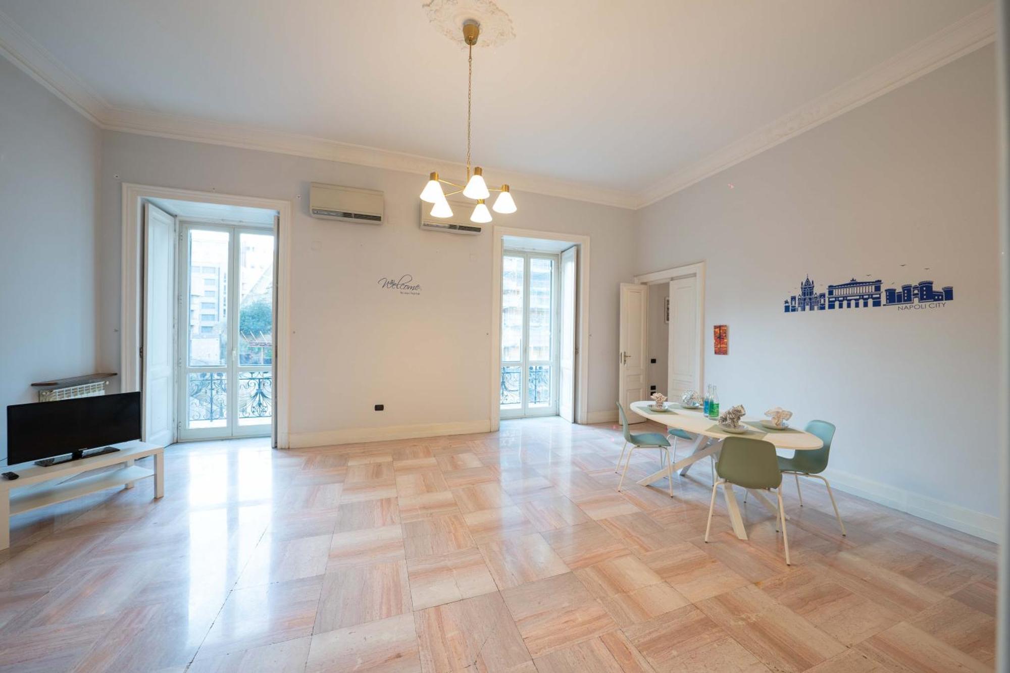 Apartment Residenza Castel Dell'ovo By Dimorra Naples