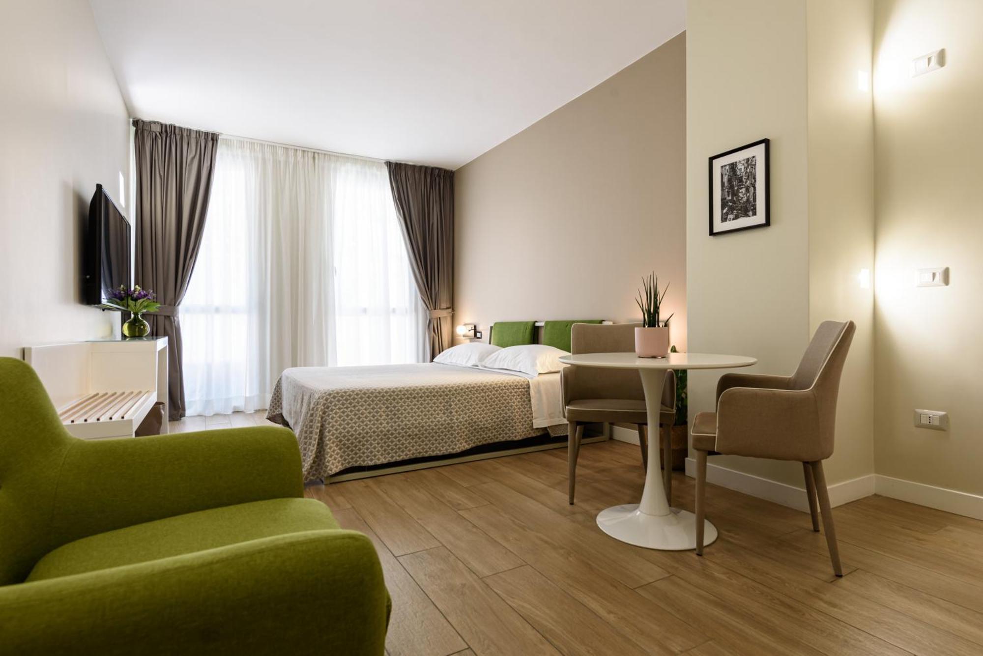 Alma Naples