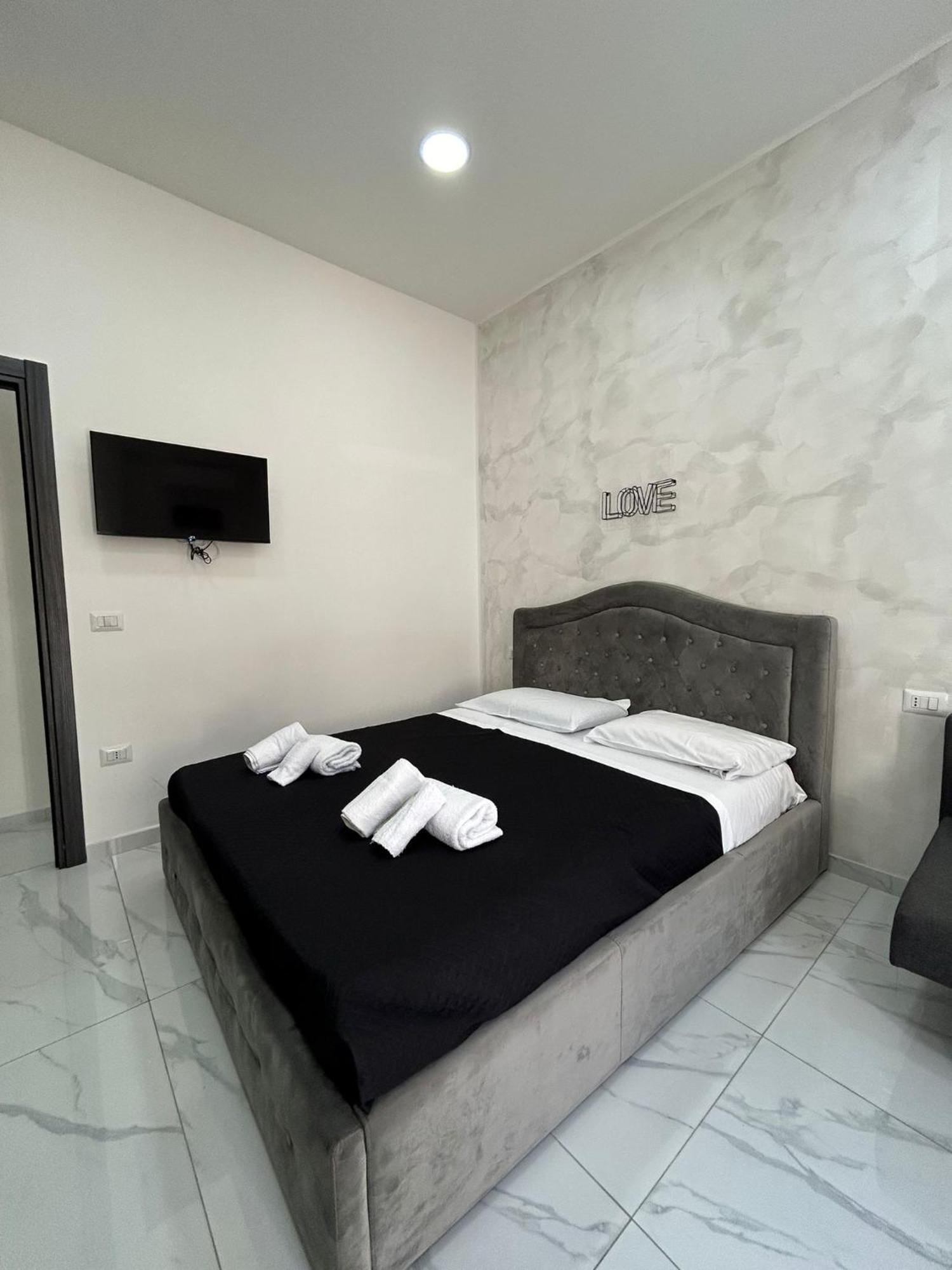 Terrace Luxury Caracciolo Naples
