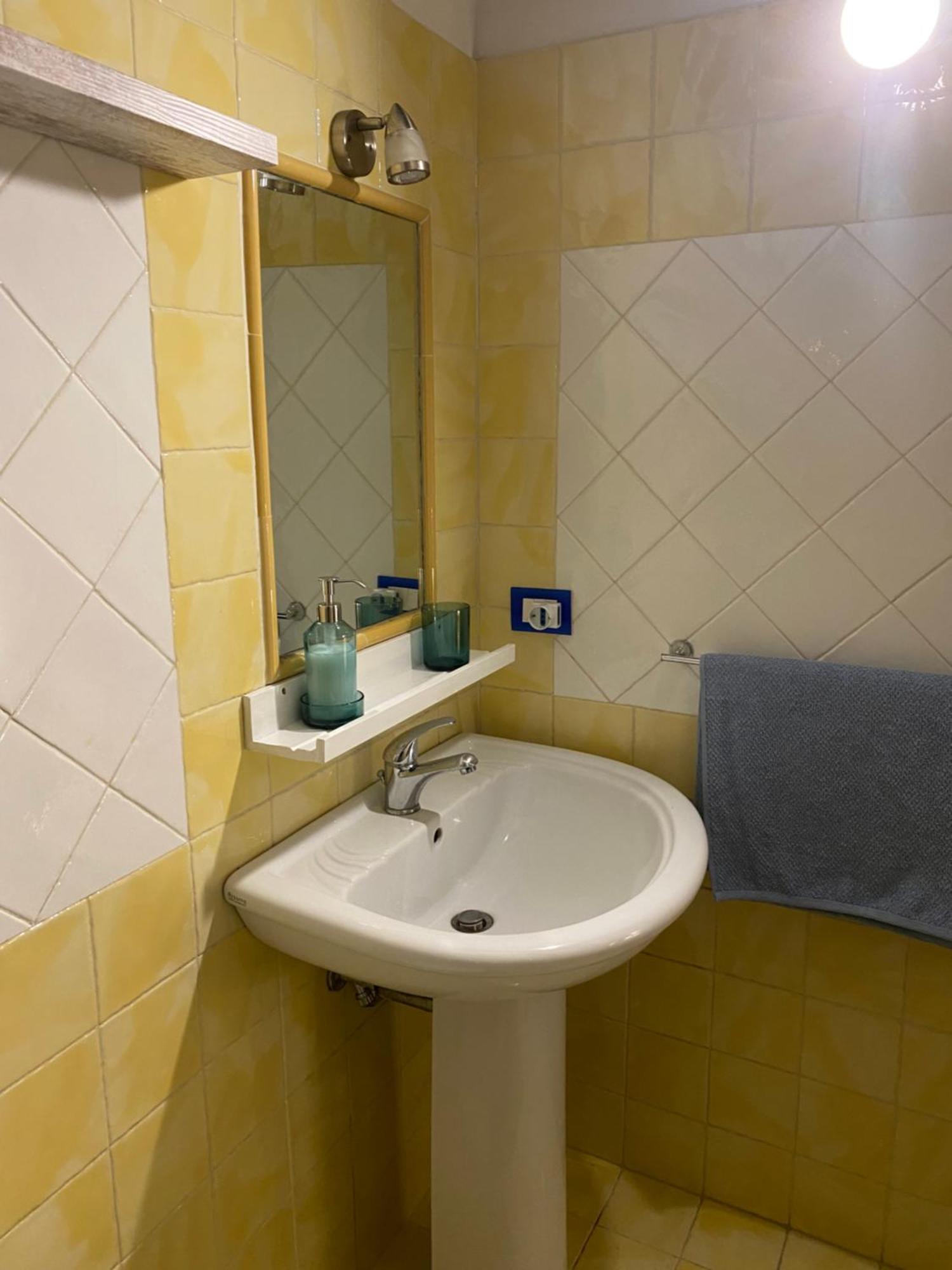 Pausea Downtown Apartment *