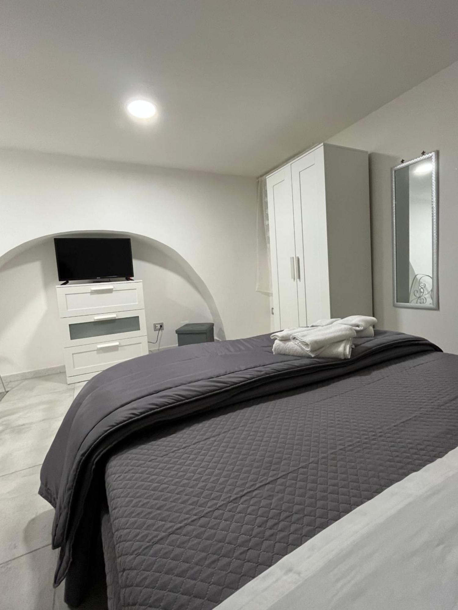 Mortella House Apartment