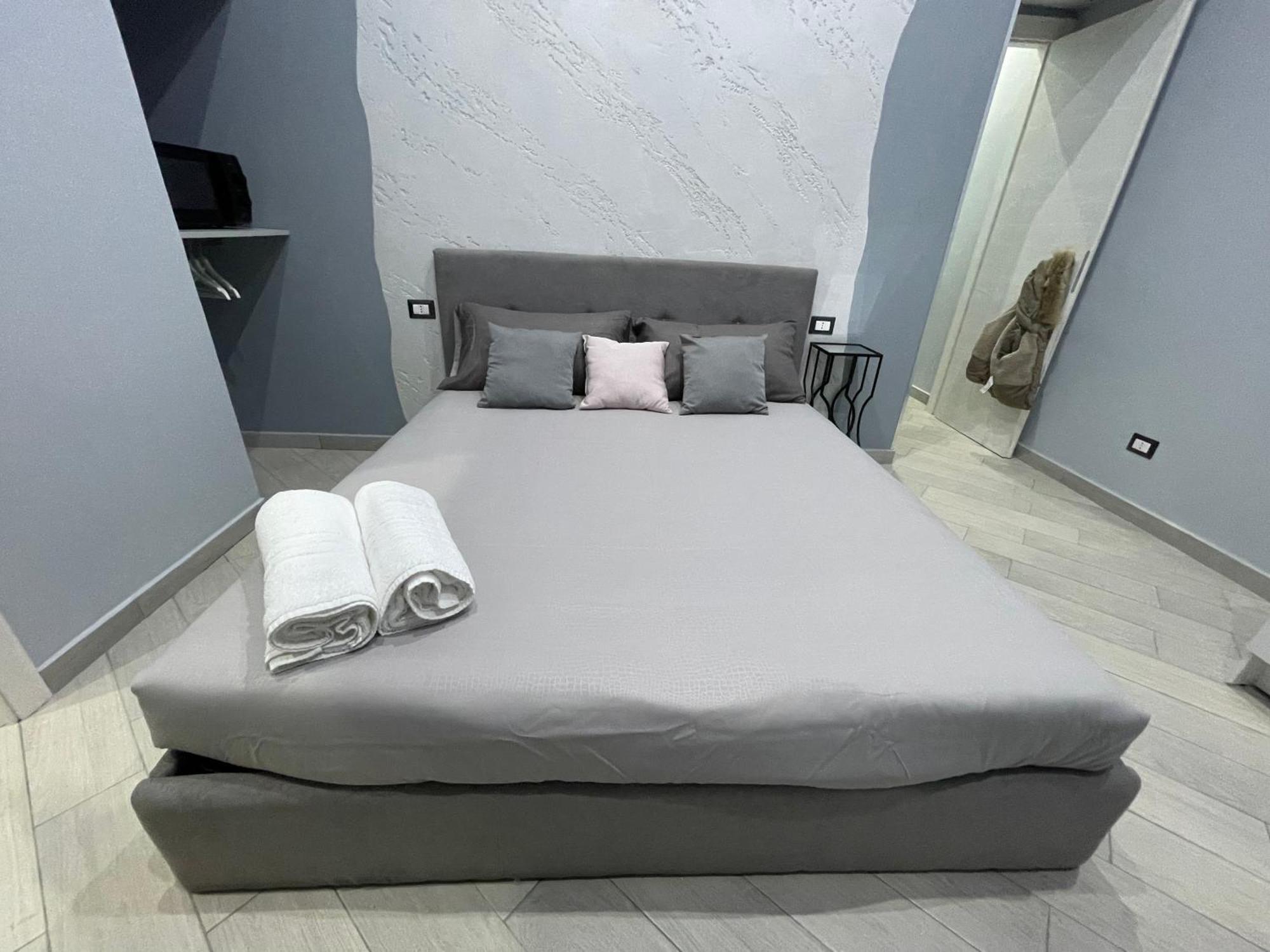 House Limatola * Naples