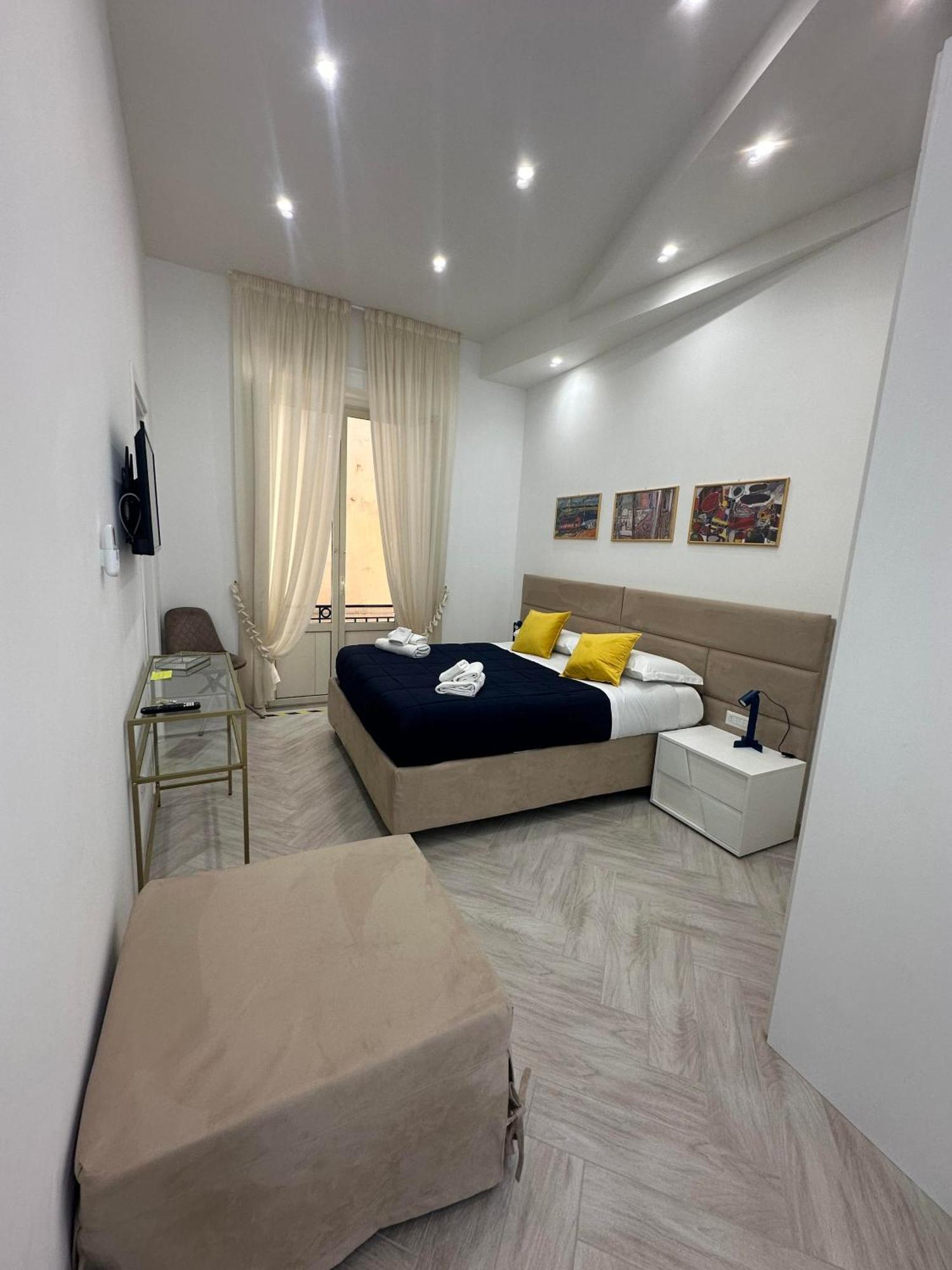 Flo' Guest house