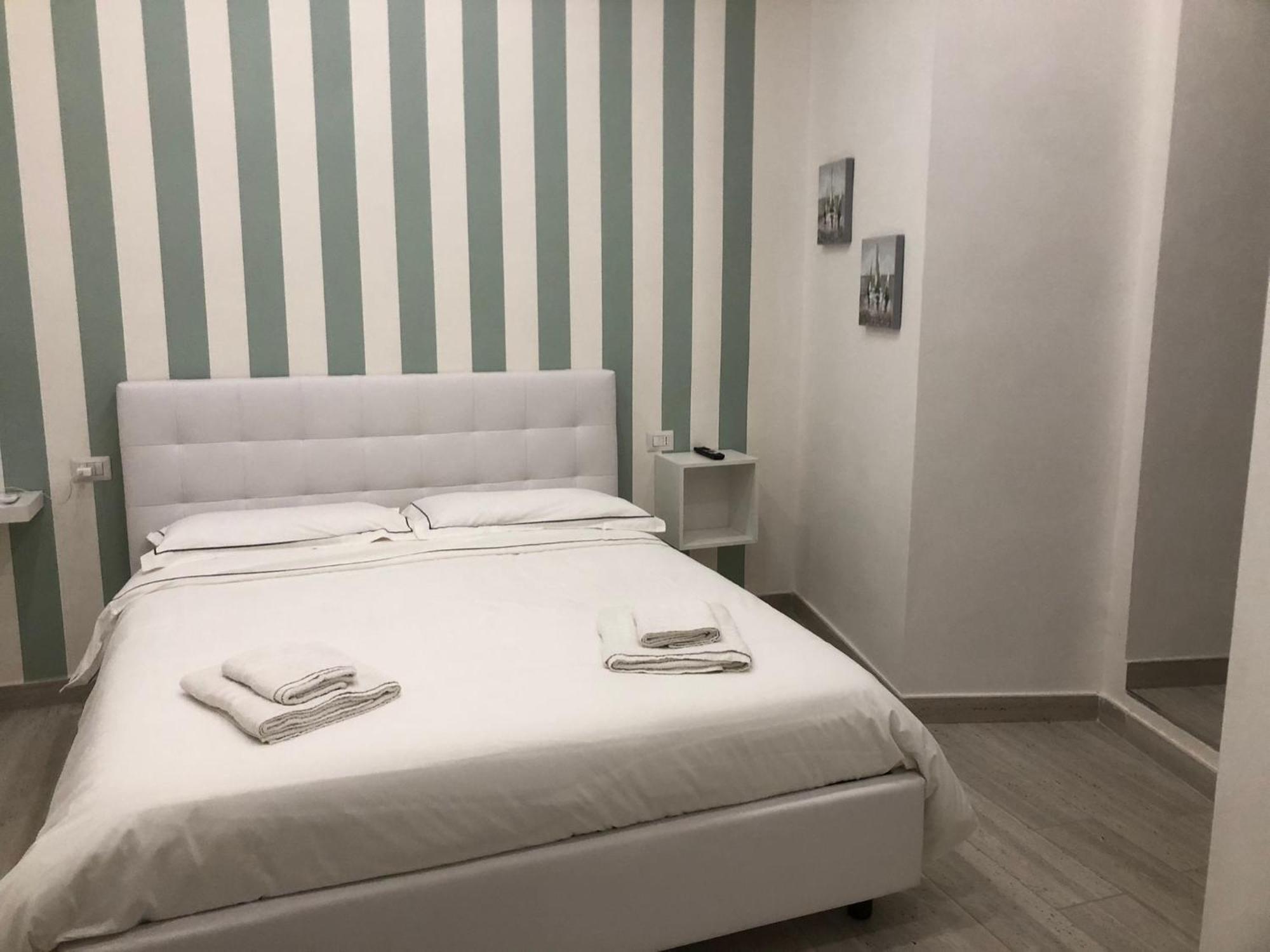 Rosaroll Homes Bed & Breakfast Naples