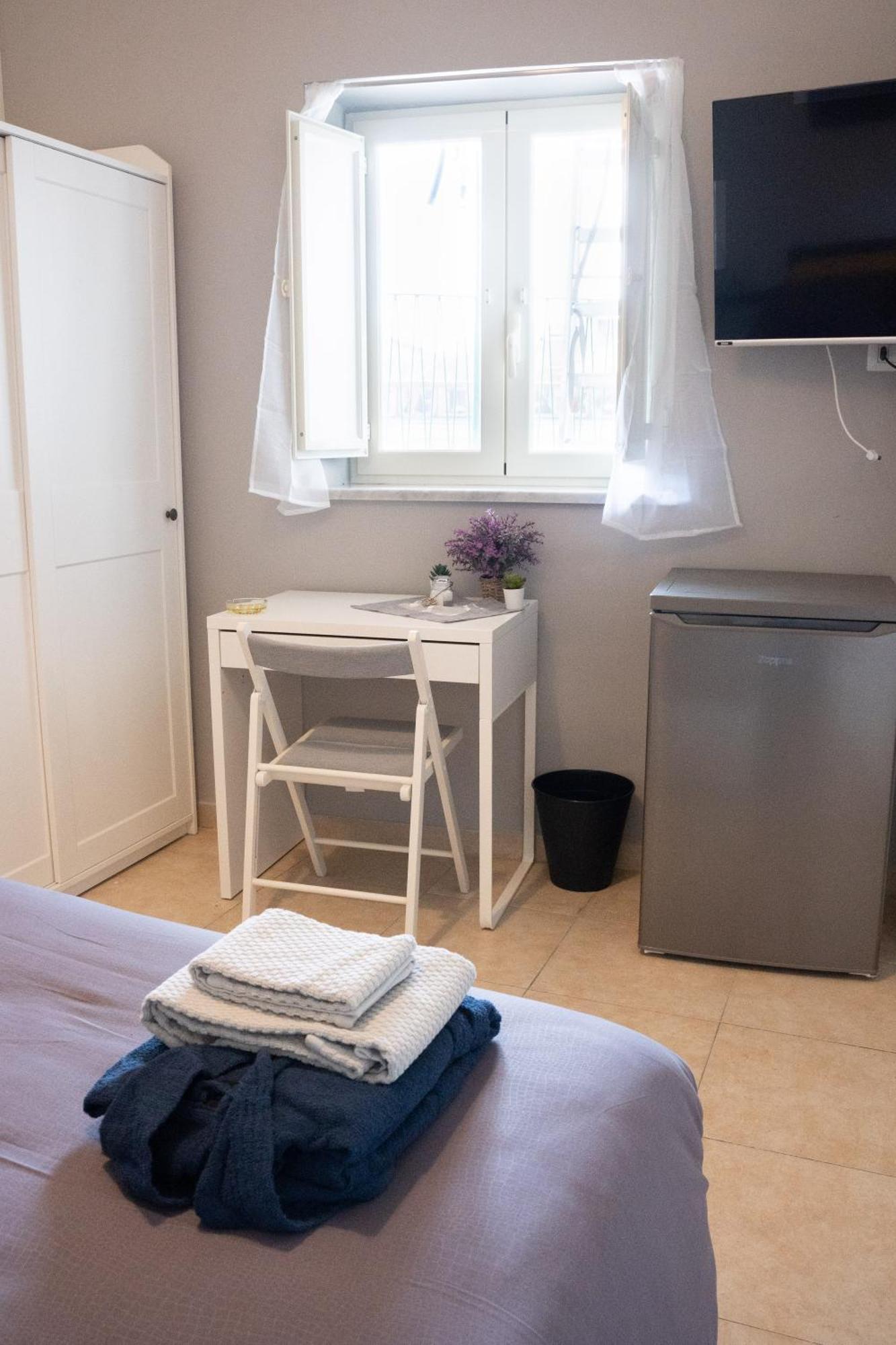 Guest house La Julienne Grey *