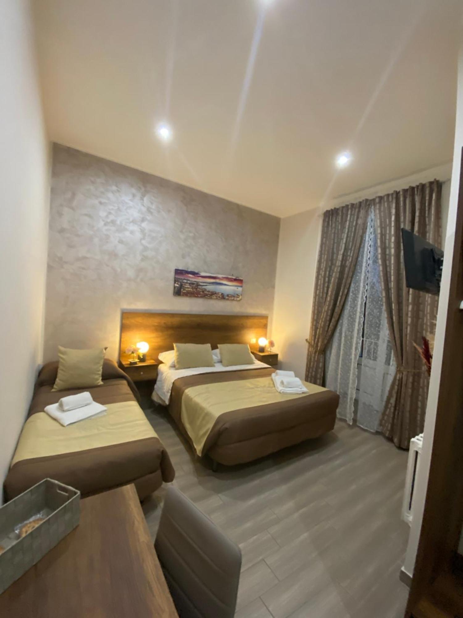 La Dimora Dei Borboni Bed & Breakfast Naples