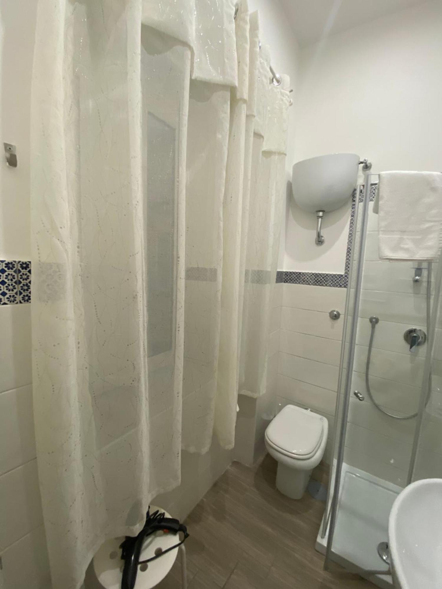 Bed & Breakfast La Dimora Dei Borboni Naples