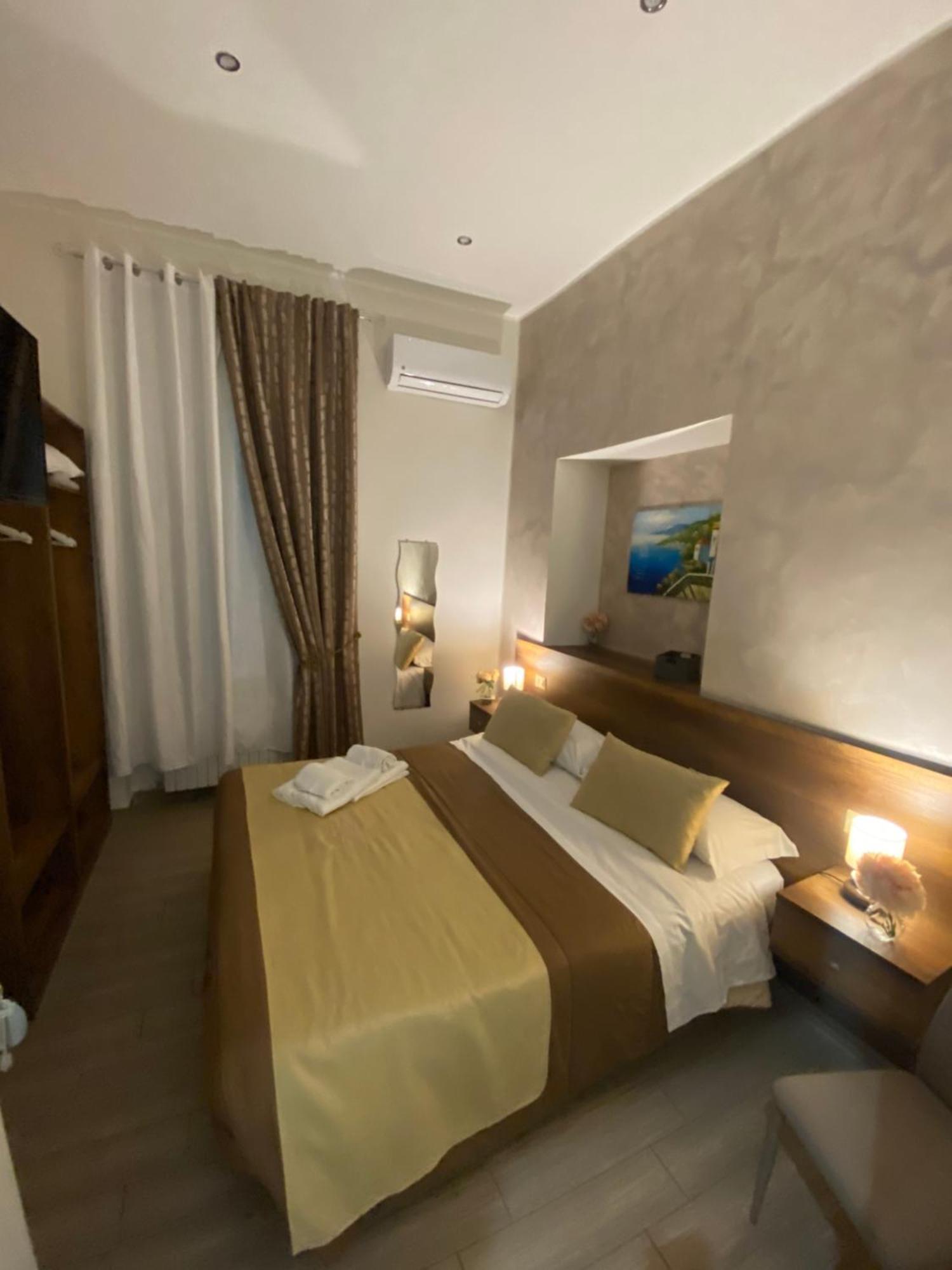 La Dimora Dei Borboni Bed & Breakfast *