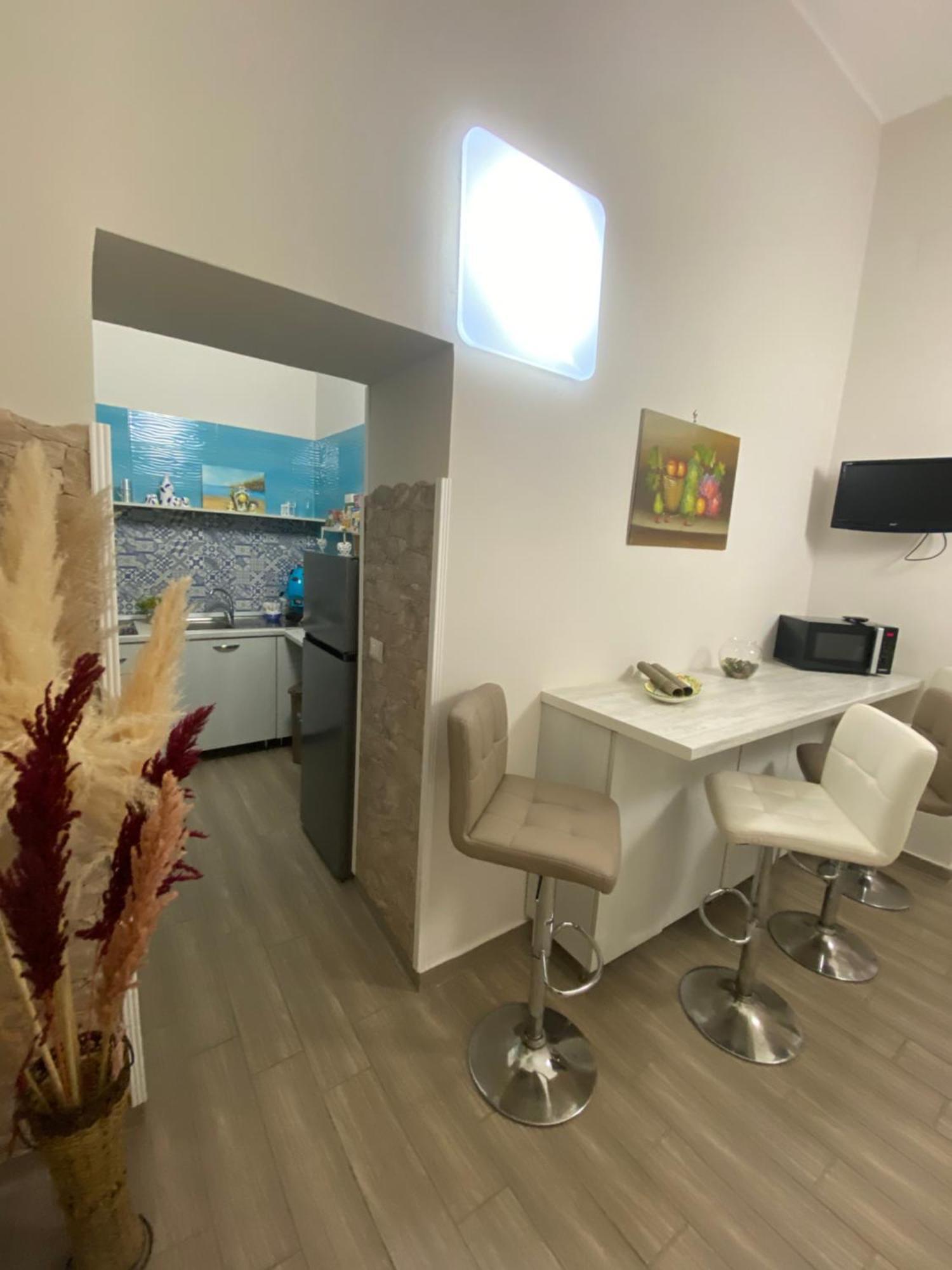 Bed & Breakfast La Dimora Dei Borboni Naples