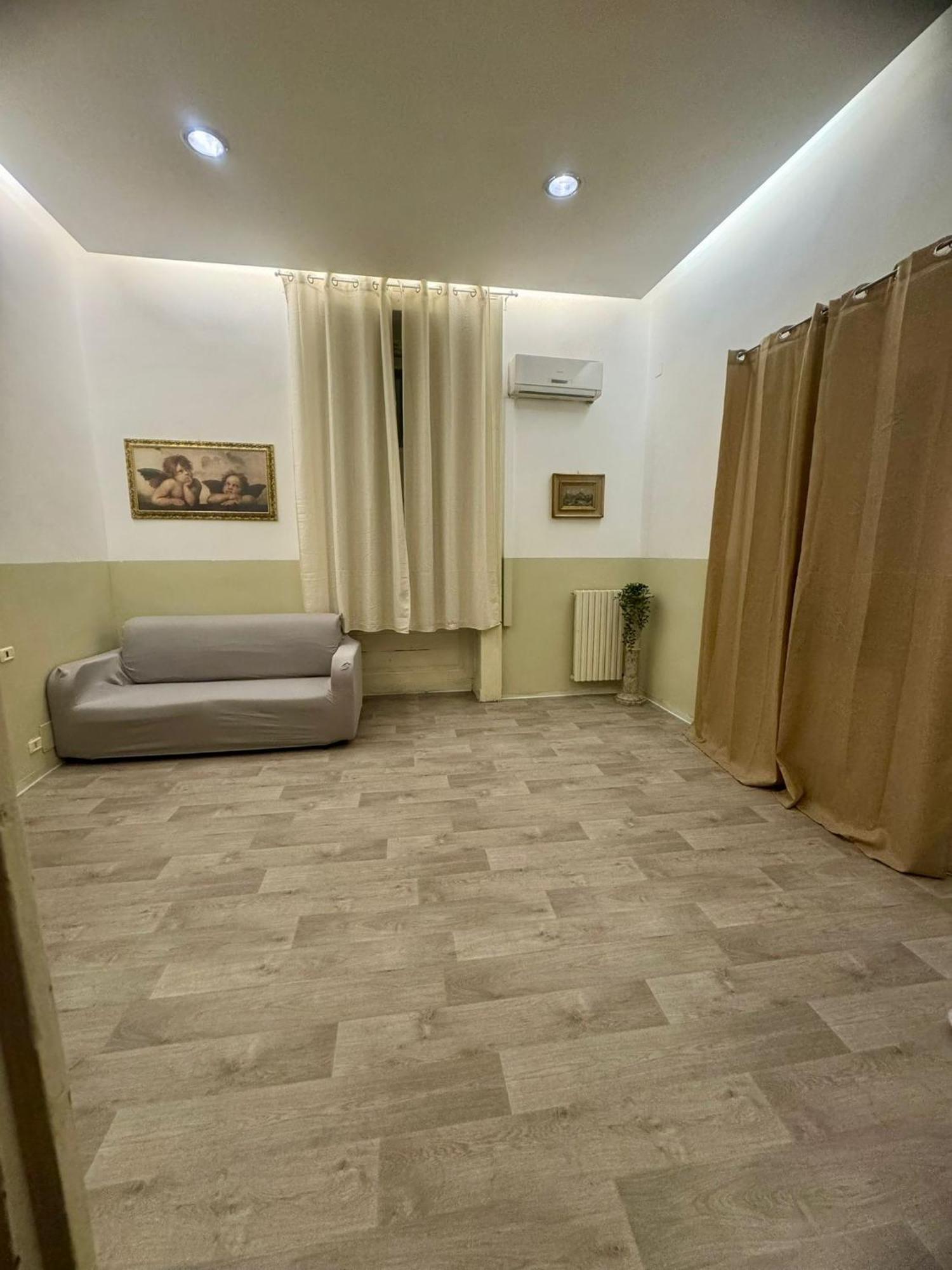 Apartment Nel Cuore Di Naples