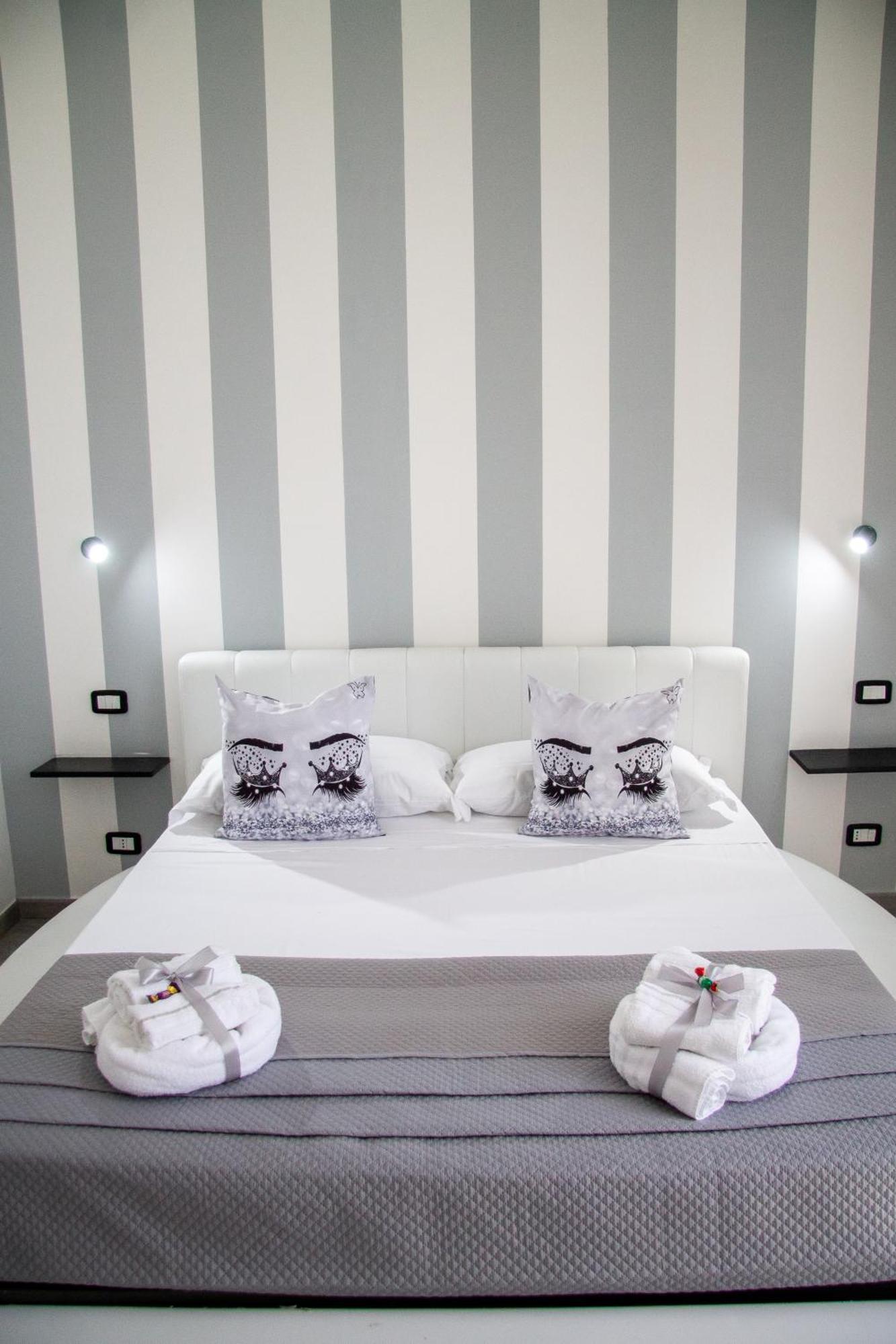 Bed & Breakfast Pisacane Family Naples