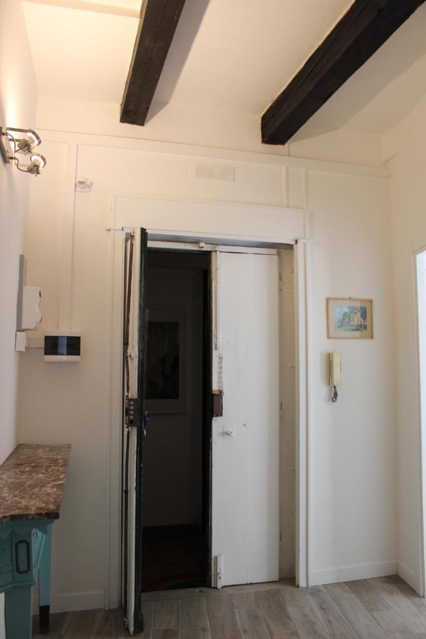 Apartment Domus Museum Naples
