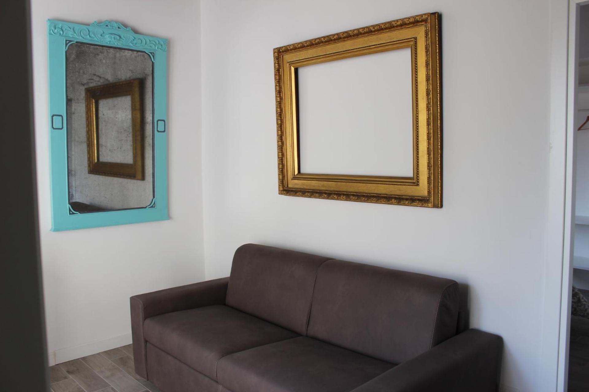 Domus Museum Apartment Naples