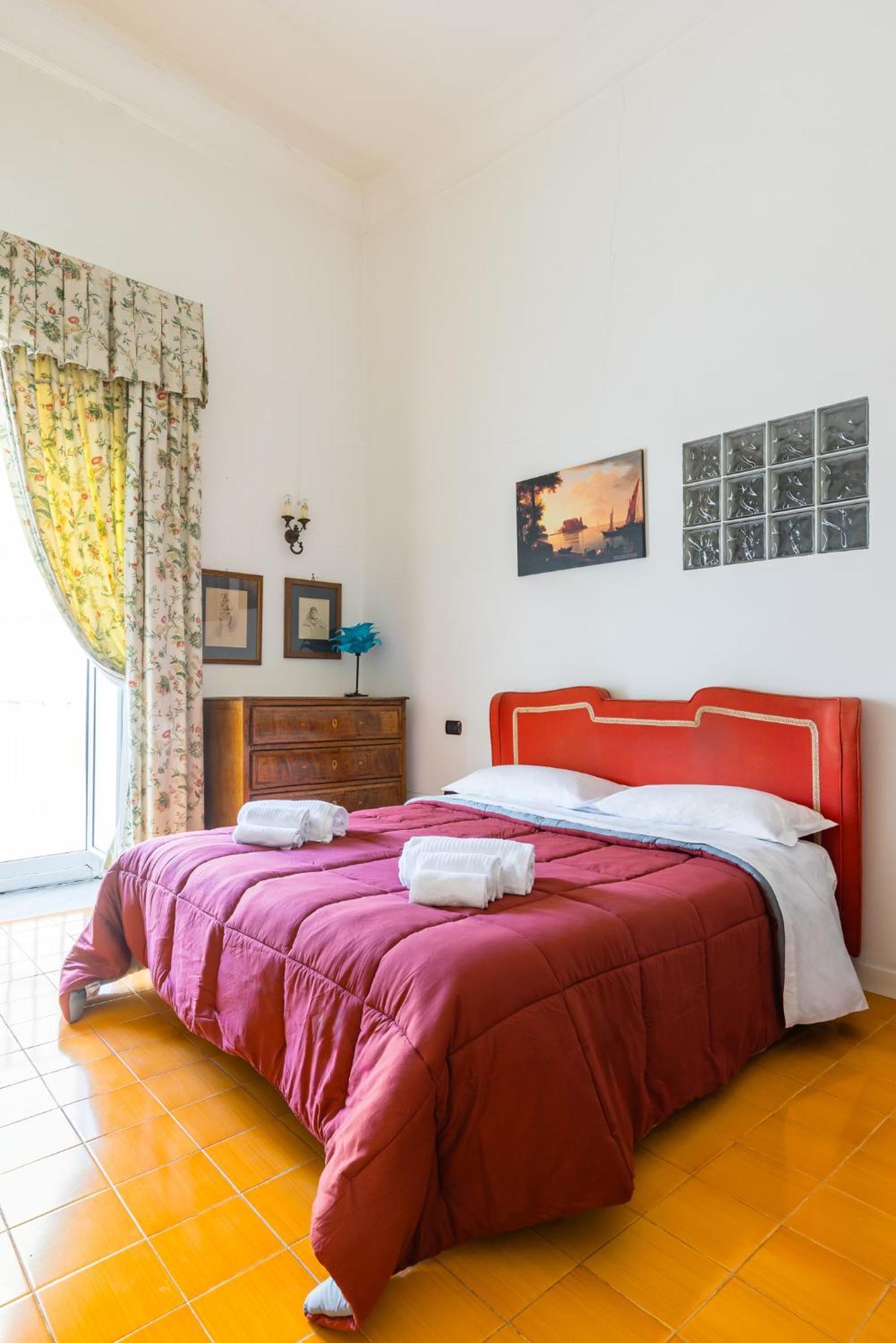 Santa Chiara Charming House With Terrace At Historical Center Naples