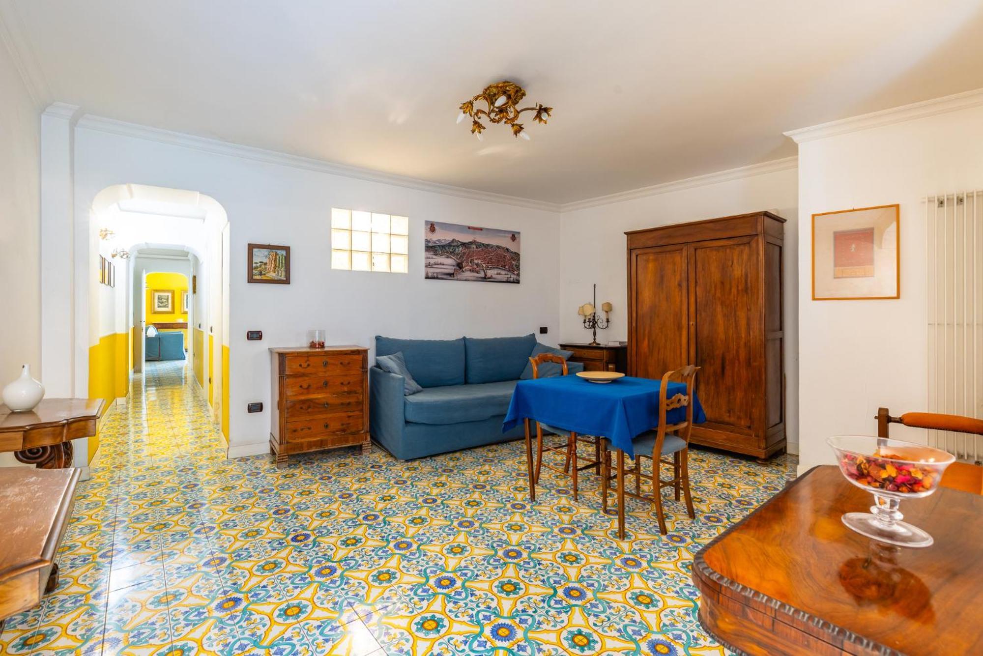 Santa Chiara Charming House With Terrace At Historical Center * Naples