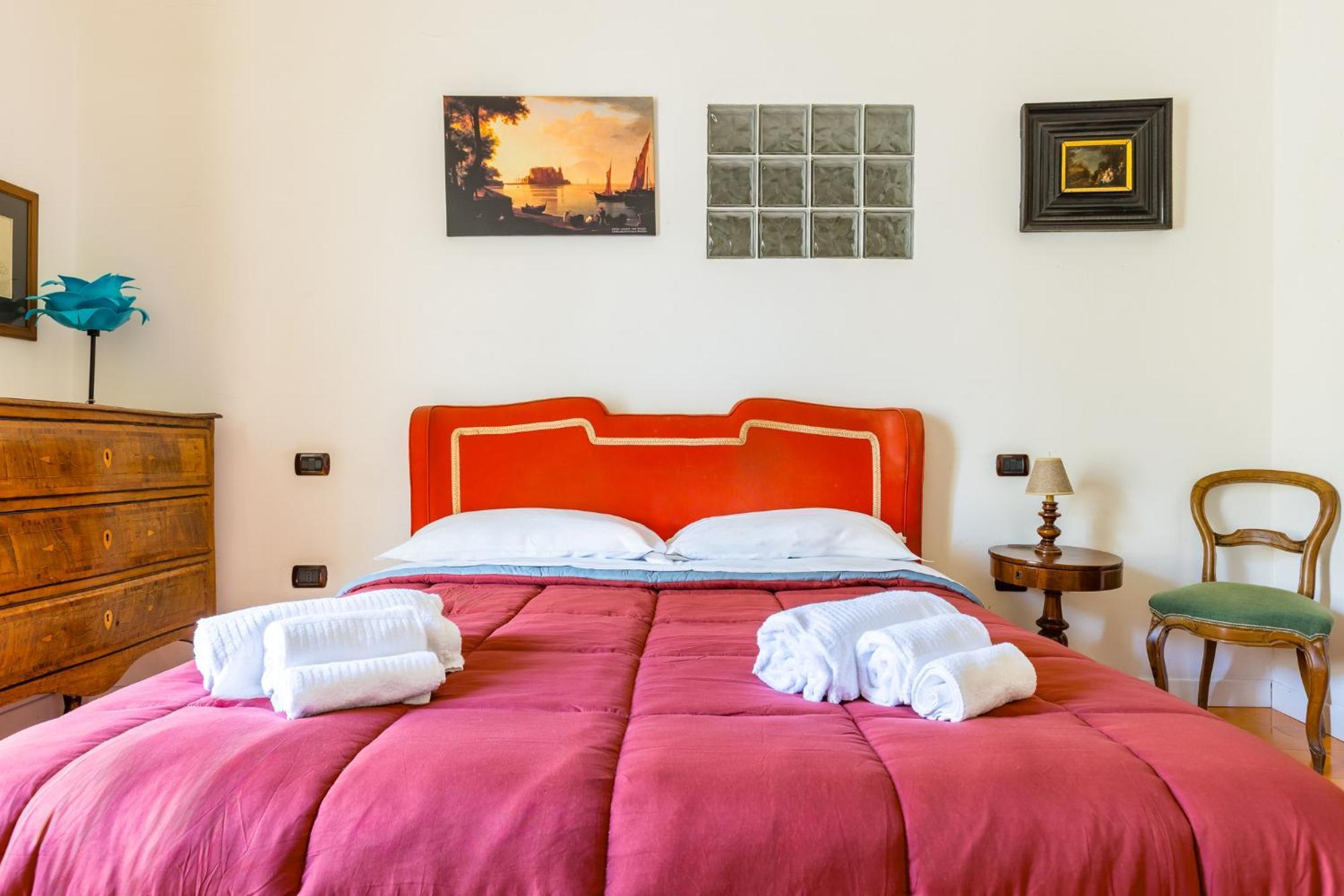 Santa Chiara Charming House With Terrace At Historical Center Naples