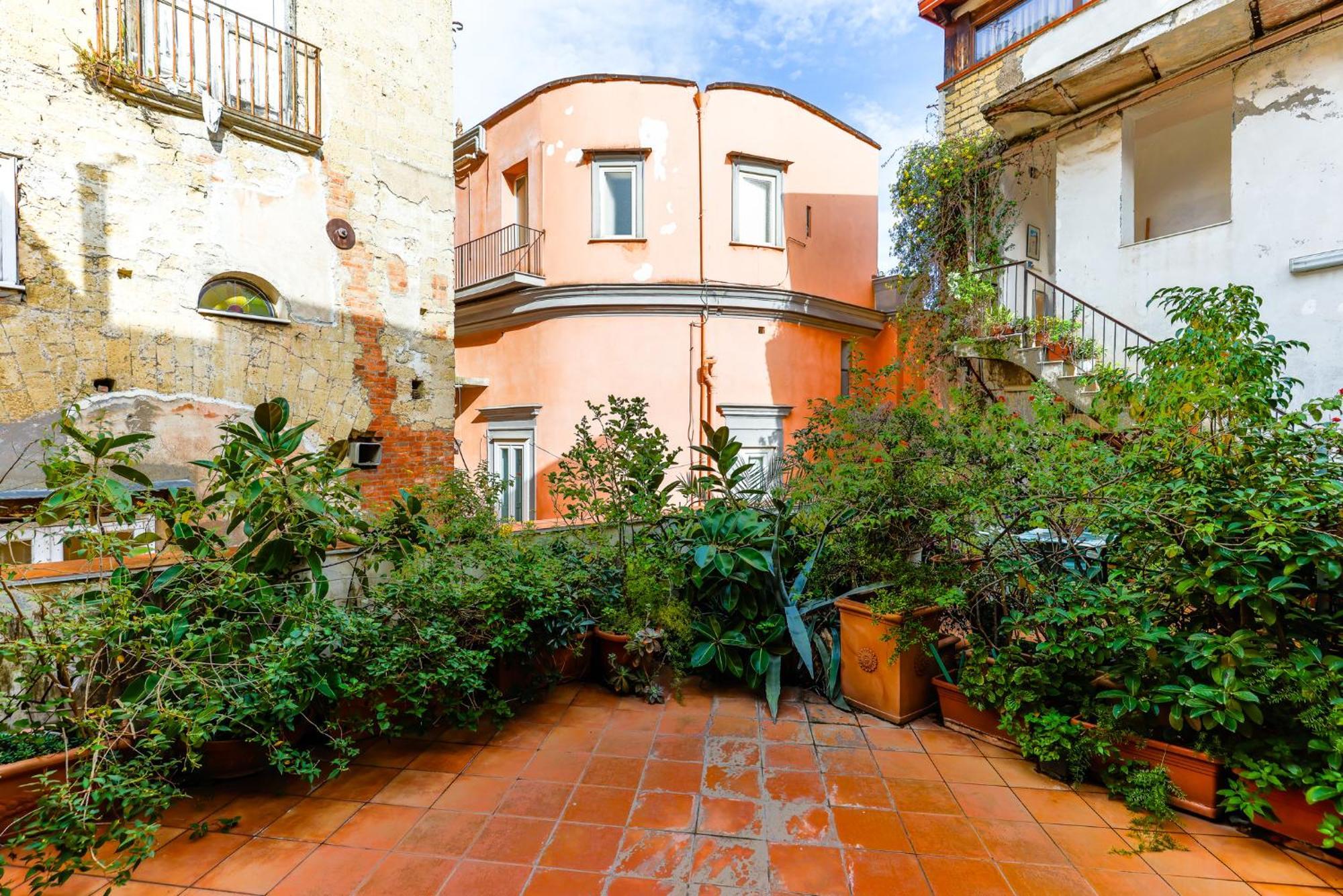 Santa Chiara Charming House With Terrace At Historical Center Apartment Naples