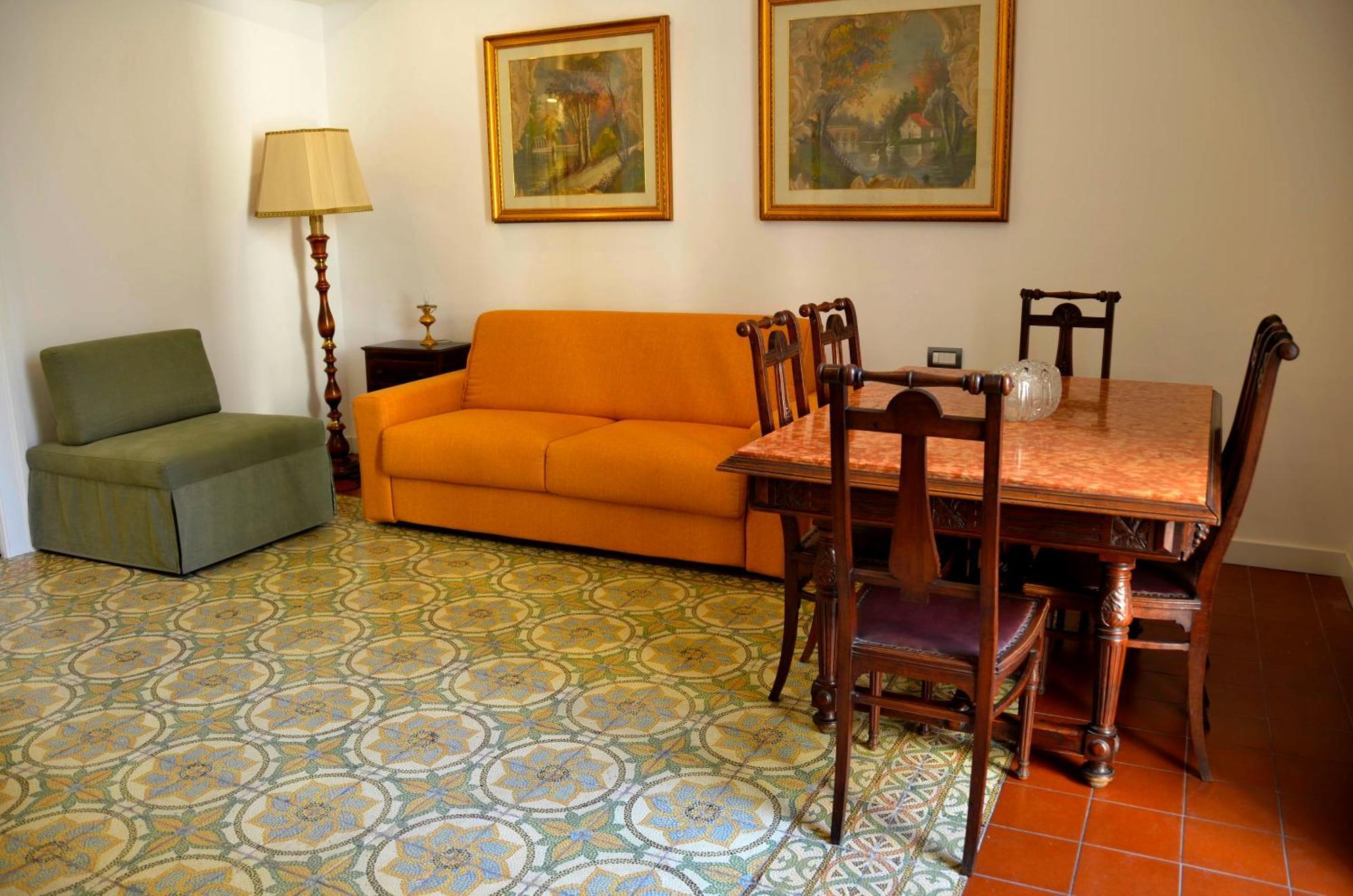 Casa Cesira Incentro Guest house Naples