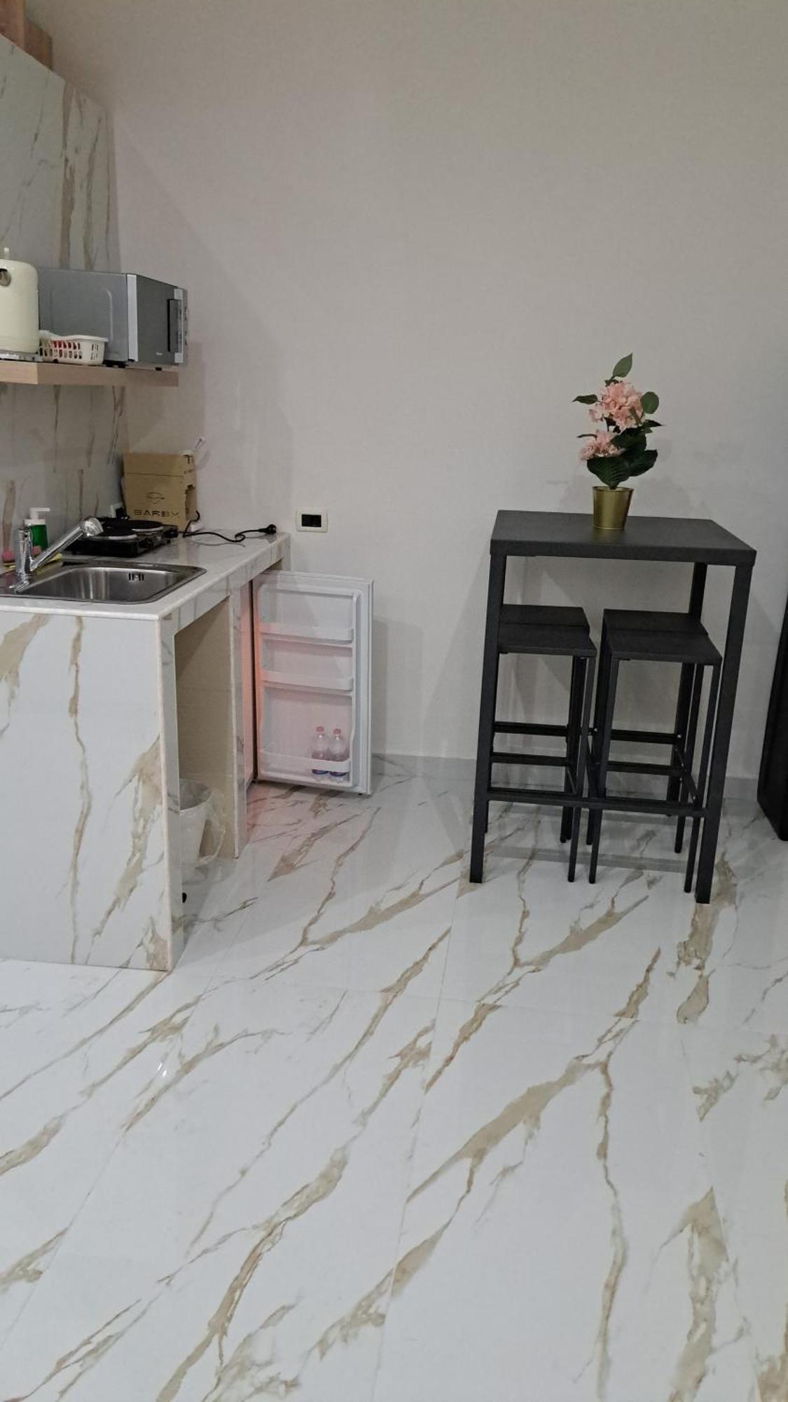 O Vascio E Nannin Naples