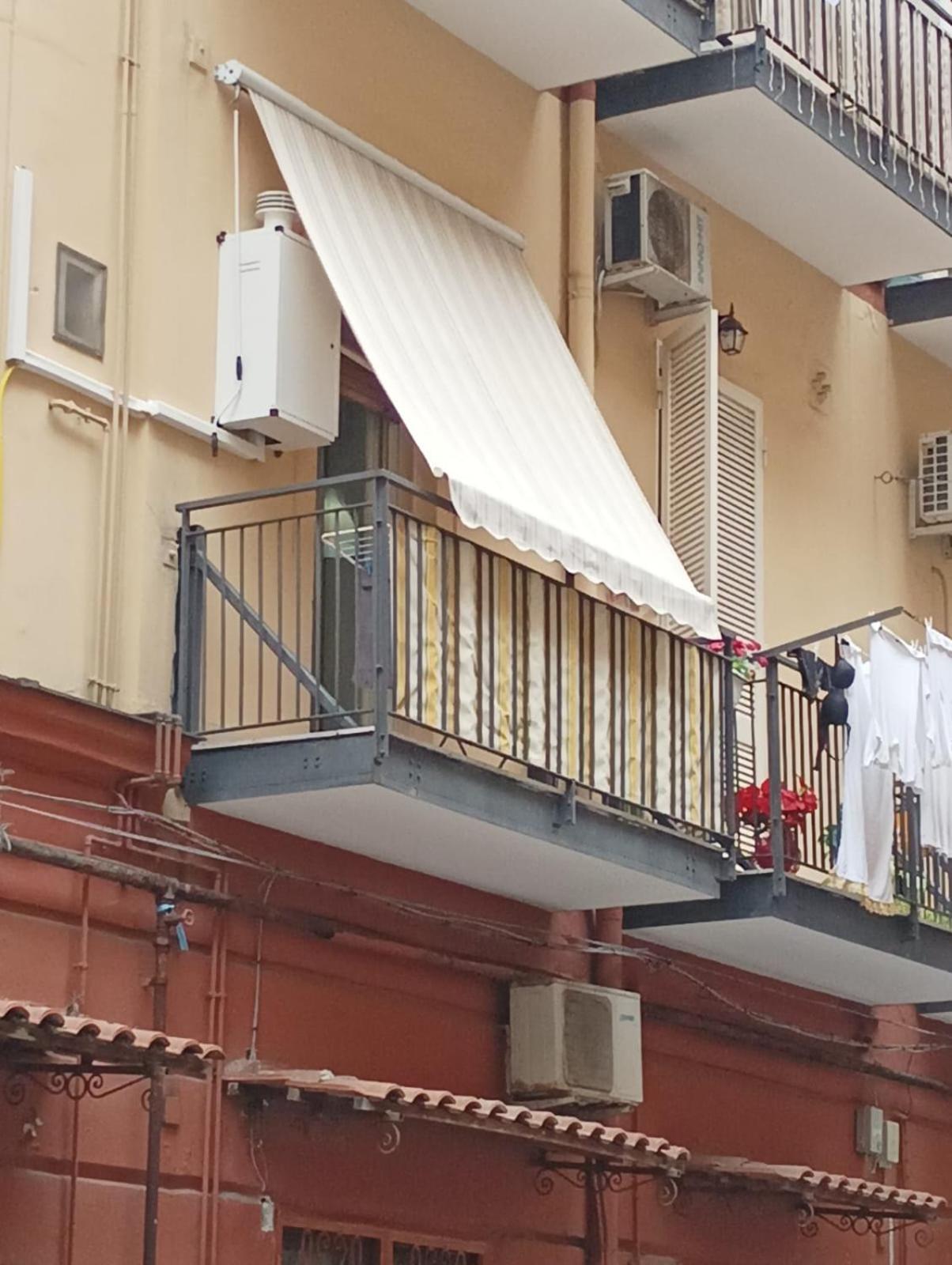 Apartment Domus Adriana Naples