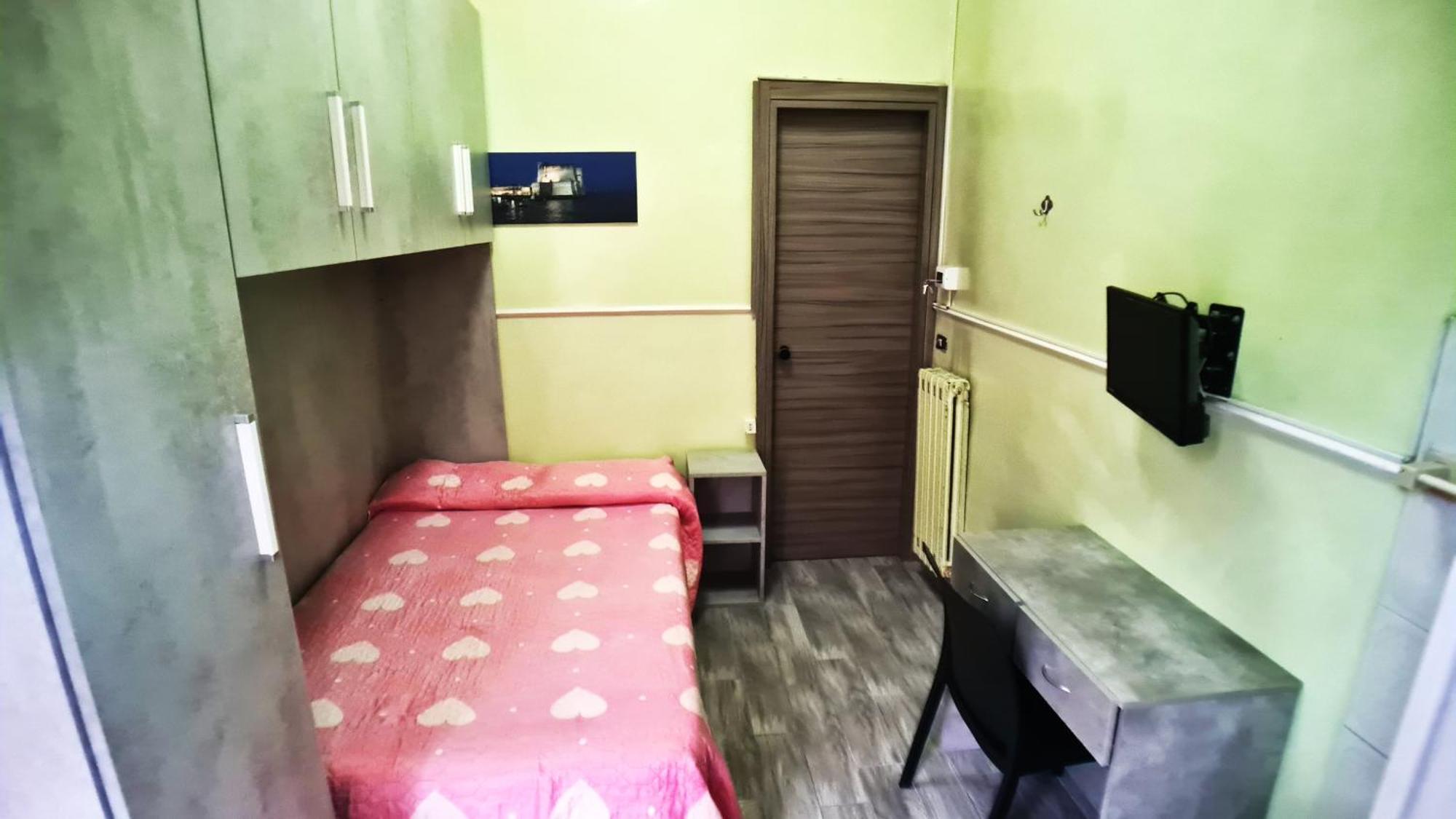 Ginevra Hotel *